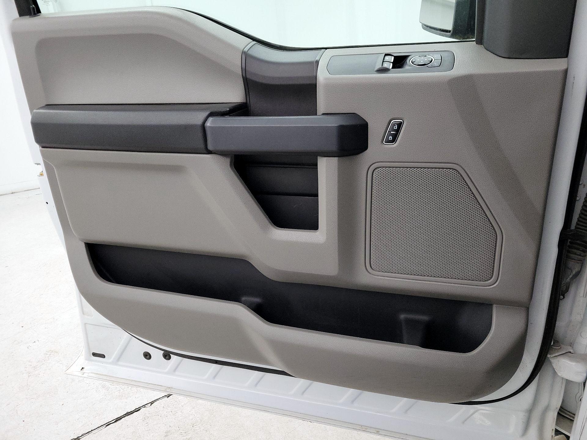 Thumbnail: 2016 Ford F-150 - 12