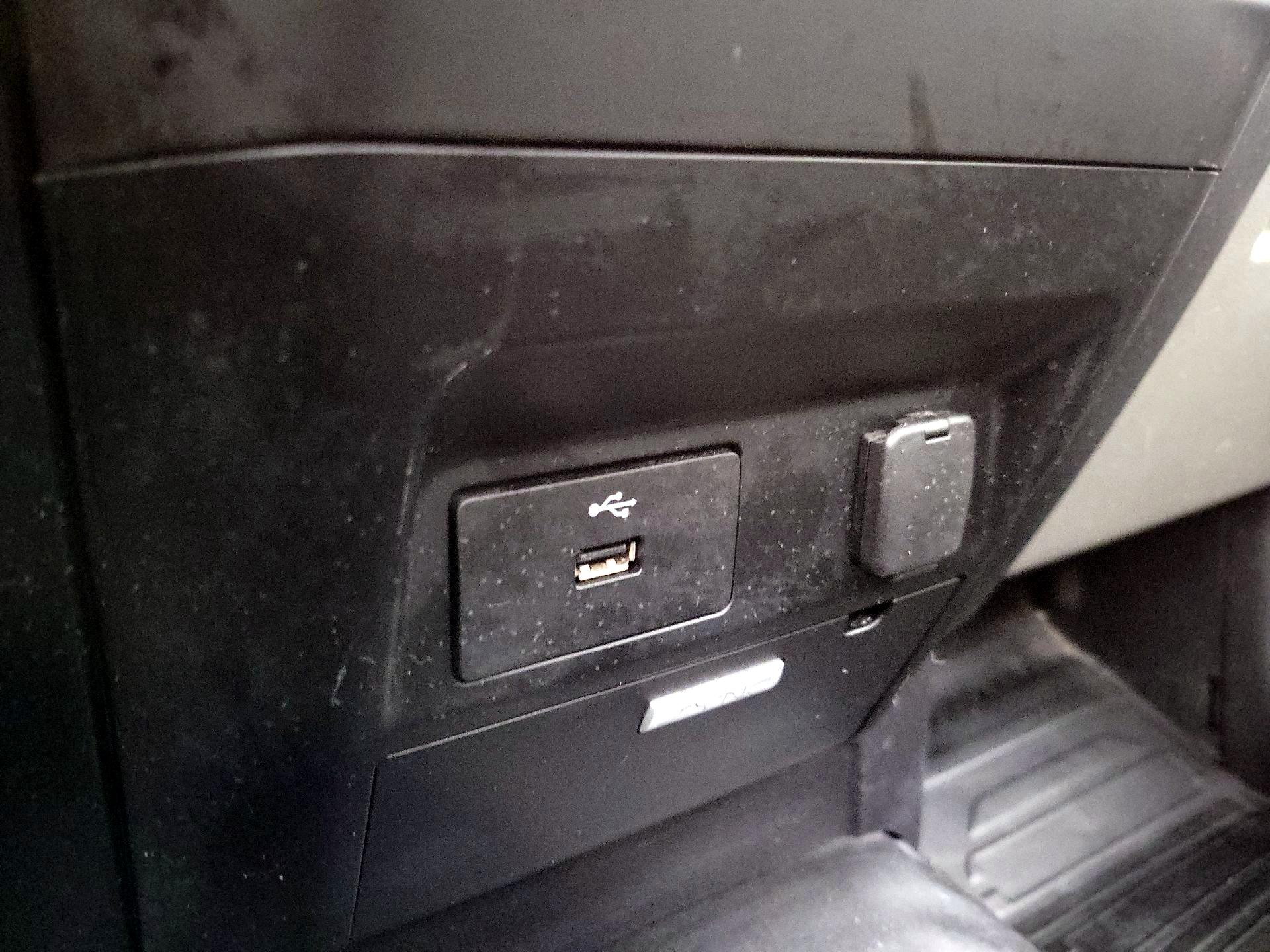 Thumbnail: 2016 Ford F-150 - 17