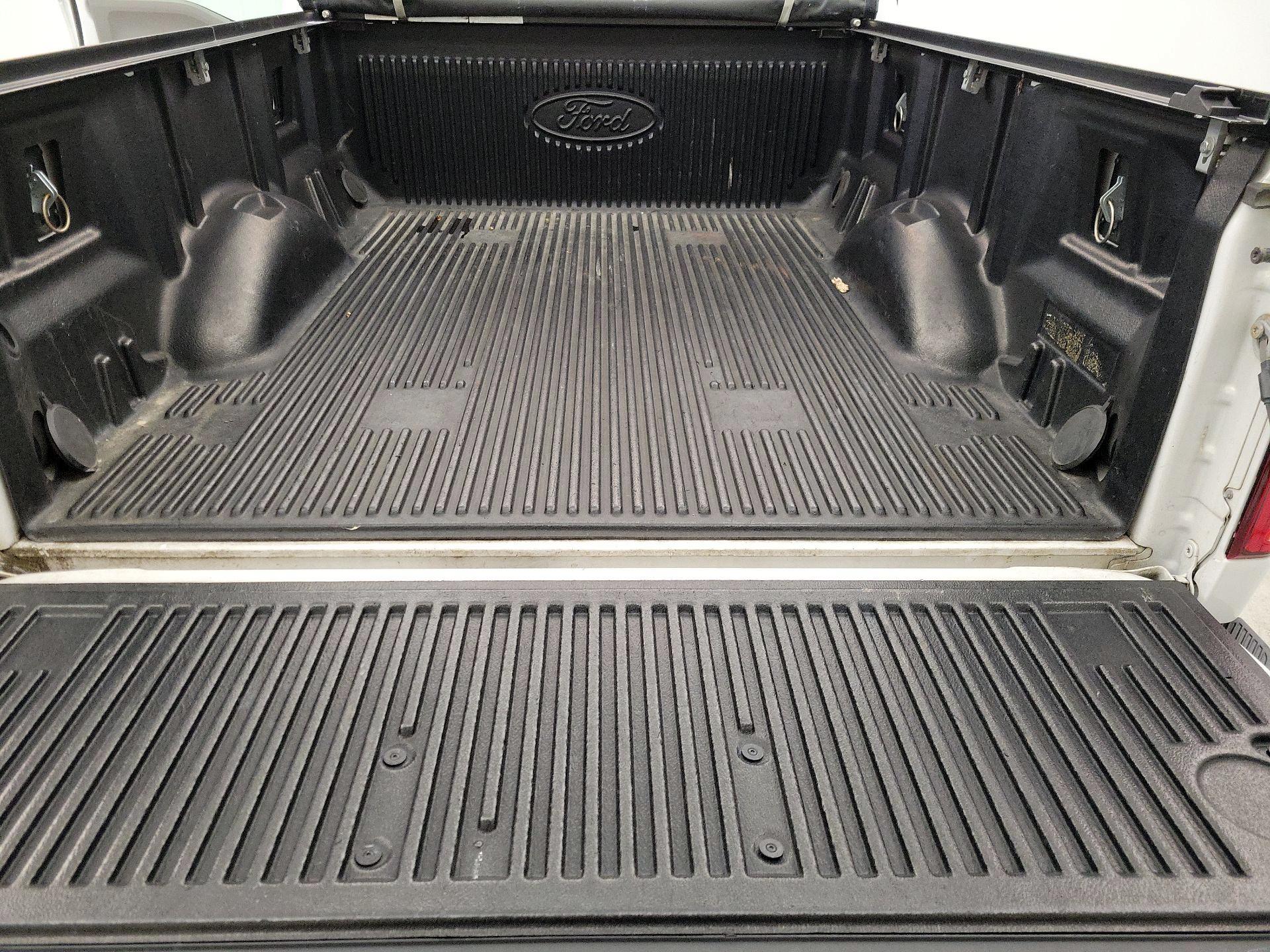 Thumbnail: 2016 Ford F-150 - 19