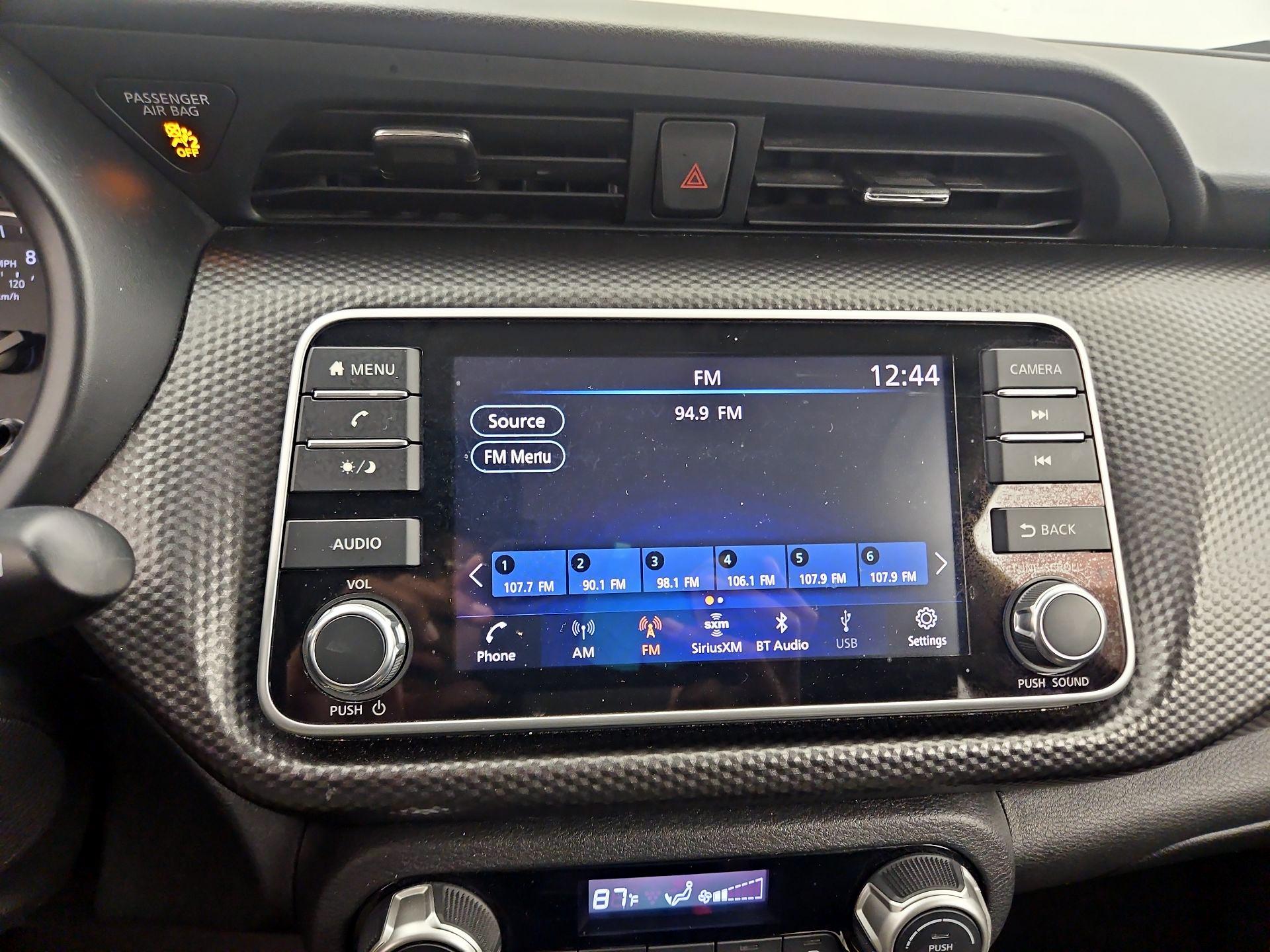 Thumbnail: 2020 Nissan Kicks - 15