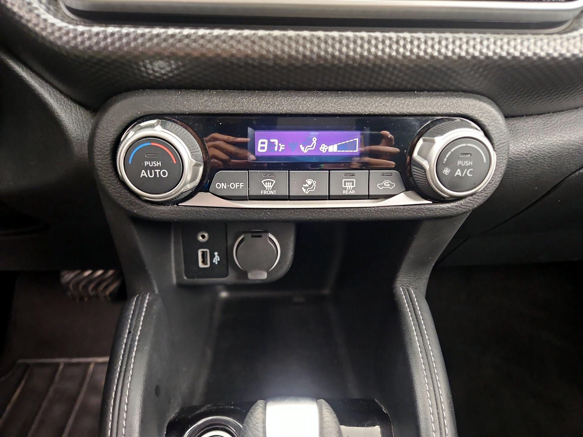 Thumbnail: 2020 Nissan Kicks - 16