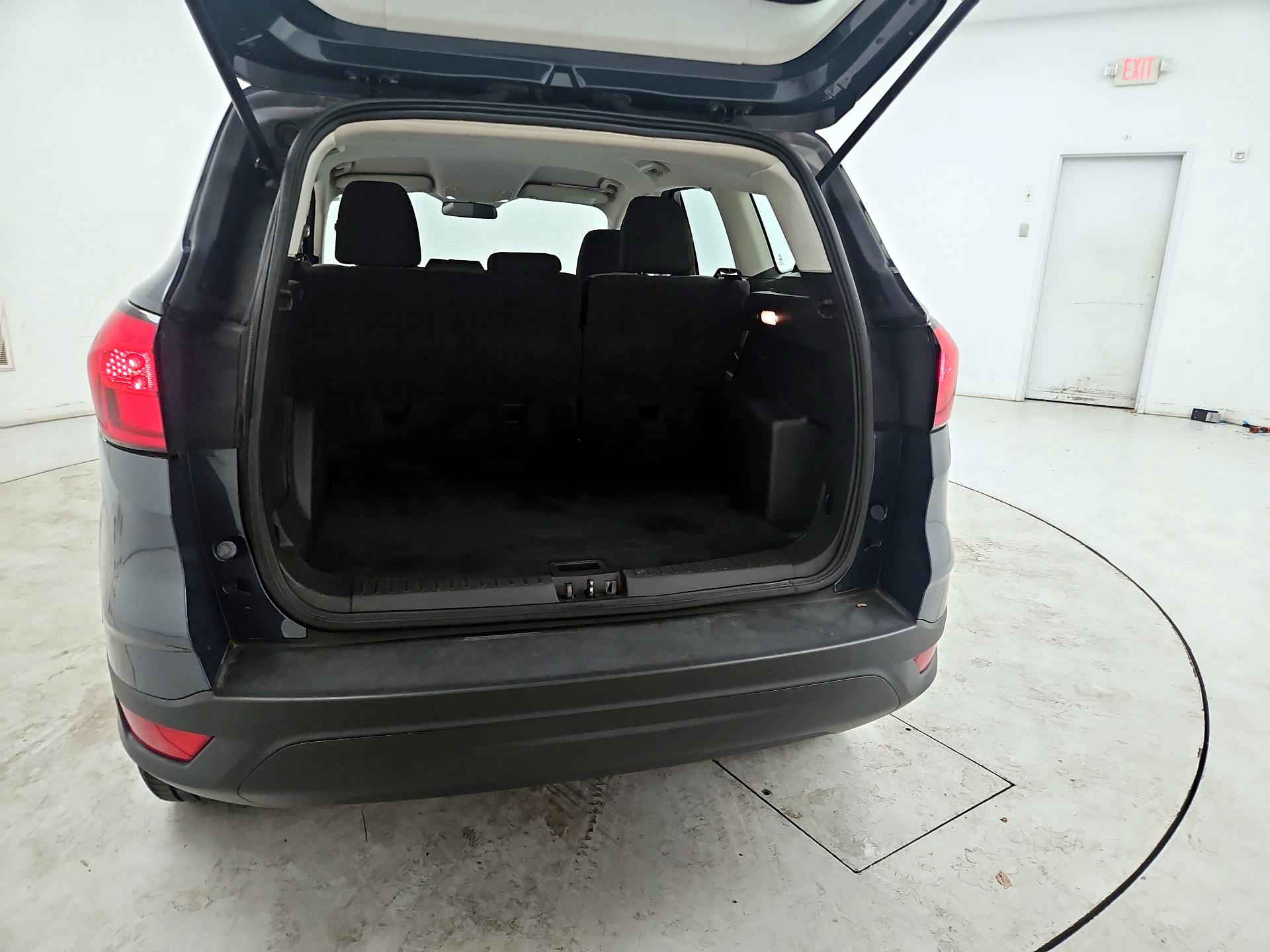 Thumbnail: 2019 Ford Escape - 18