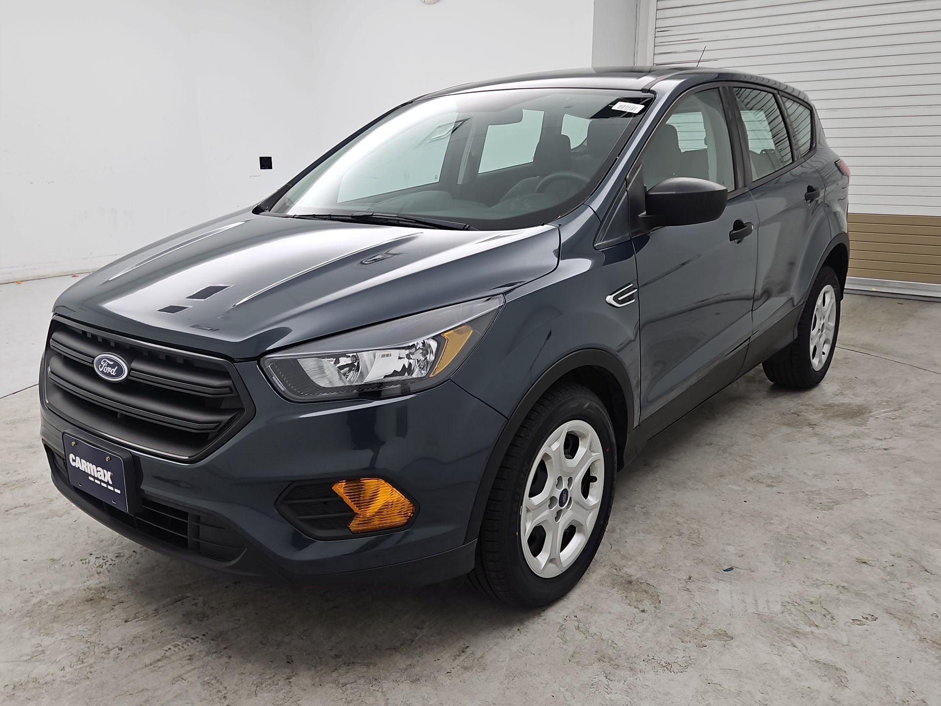 Thumbnail: 2019 Ford Escape - 3