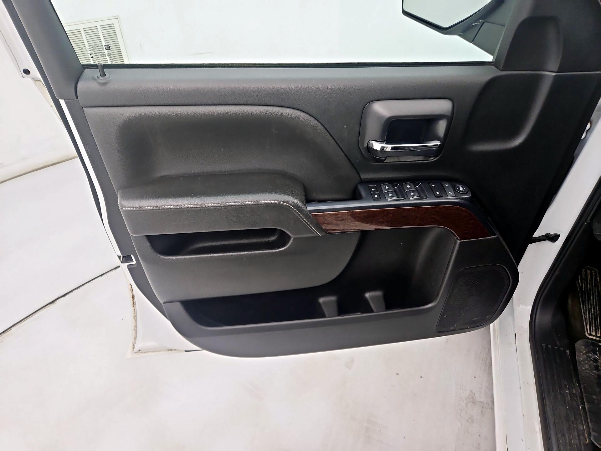 Thumbnail: 2017 GMC Sierra 1500 - 12