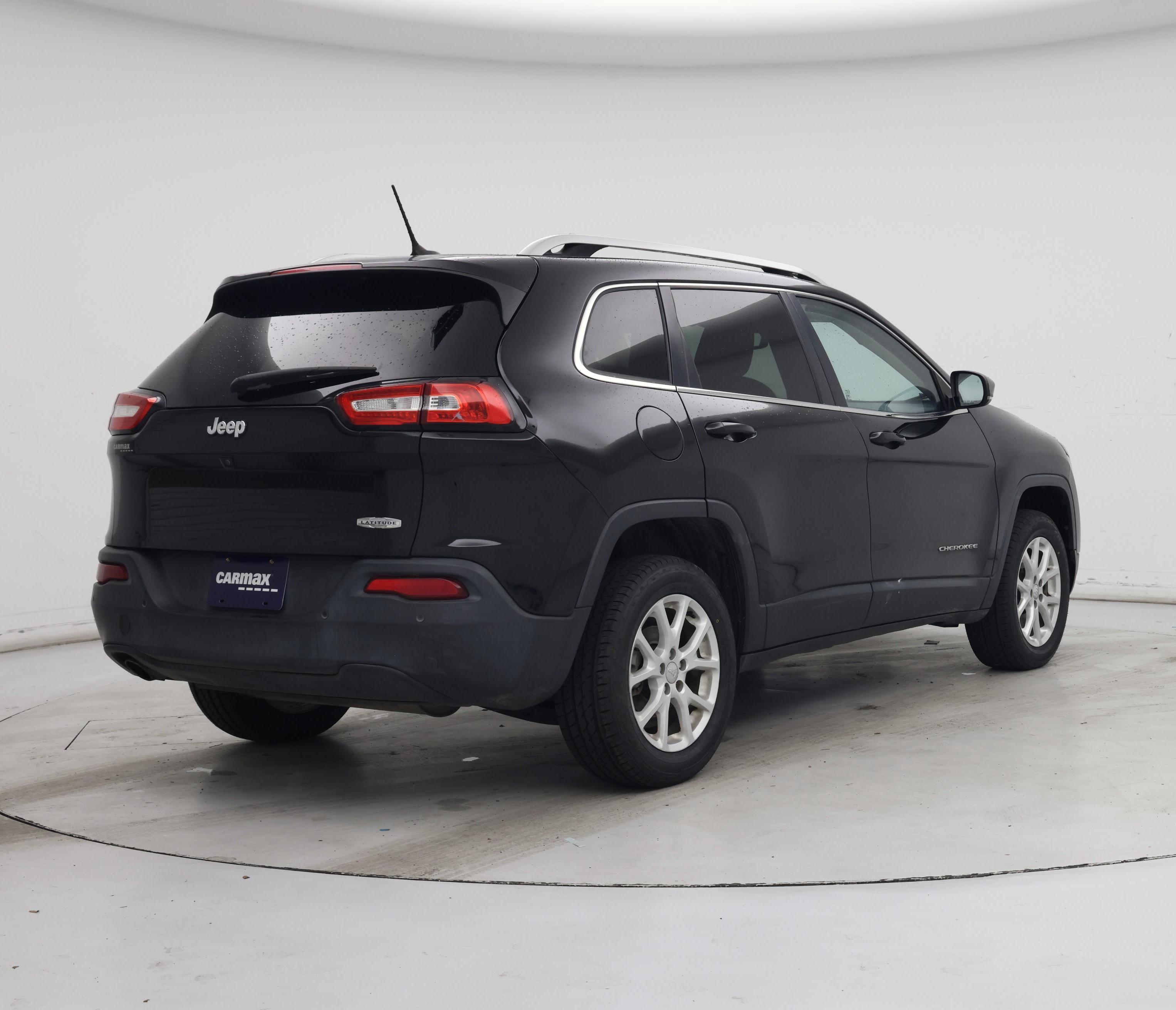 Thumbnail: 2017 Jeep Cherokee - 8