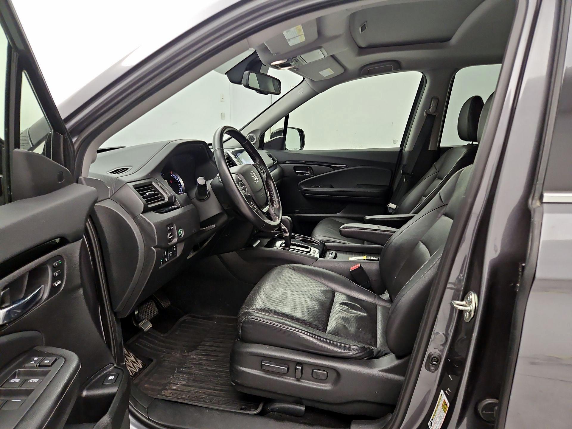 Thumbnail: 2019 Honda Ridgeline - 11