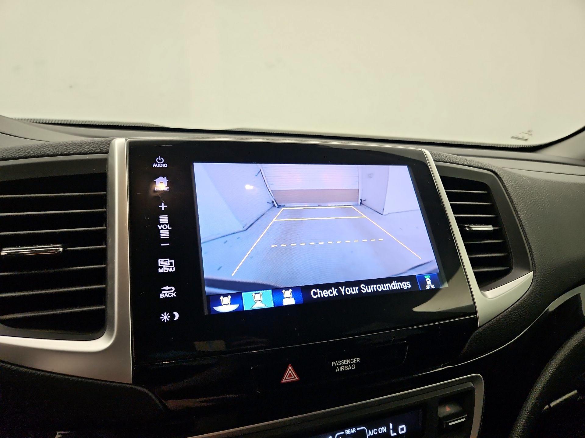 Thumbnail: 2019 Honda Ridgeline - 15