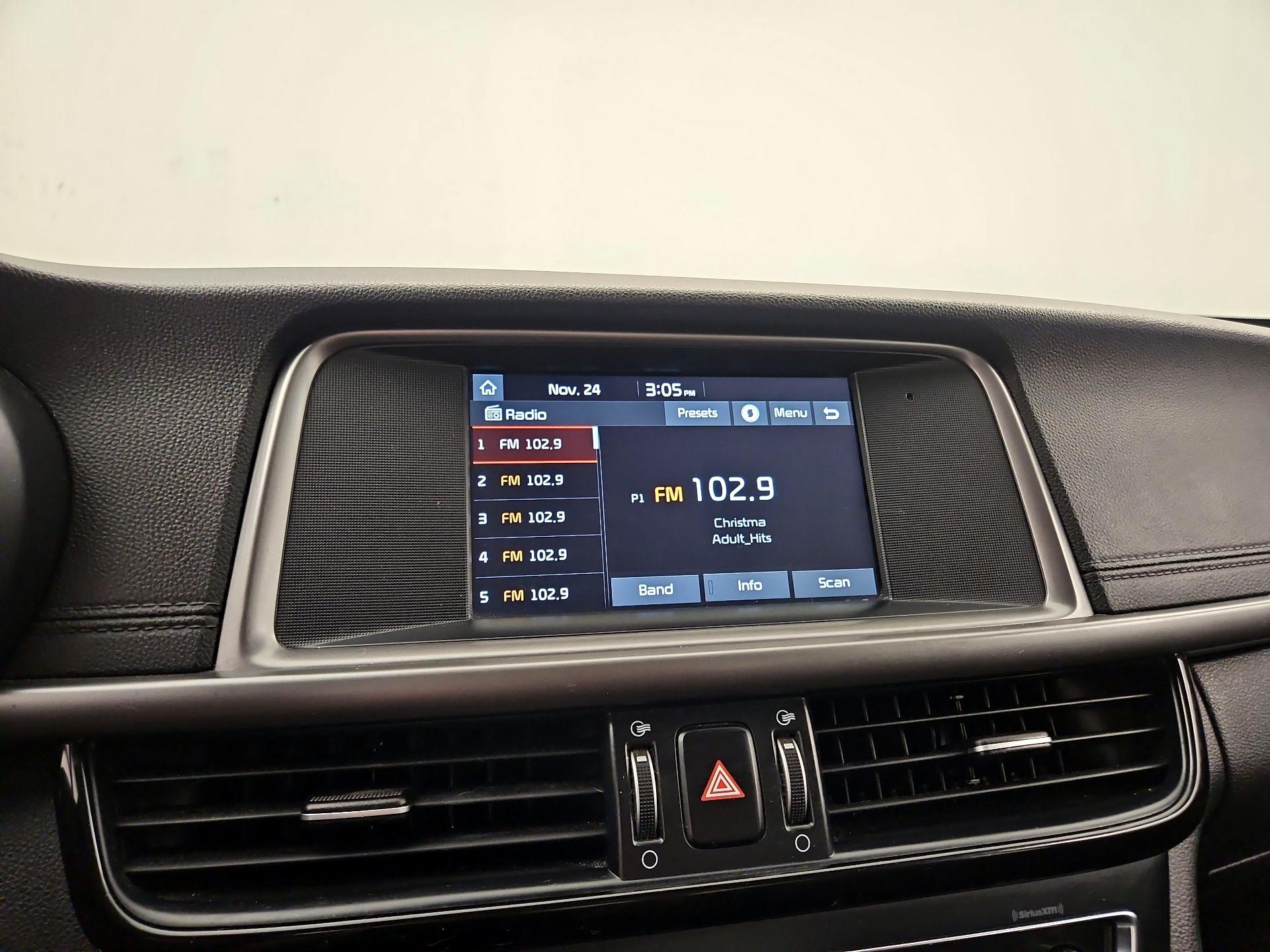 Thumbnail: 2018 Kia Optima - 15