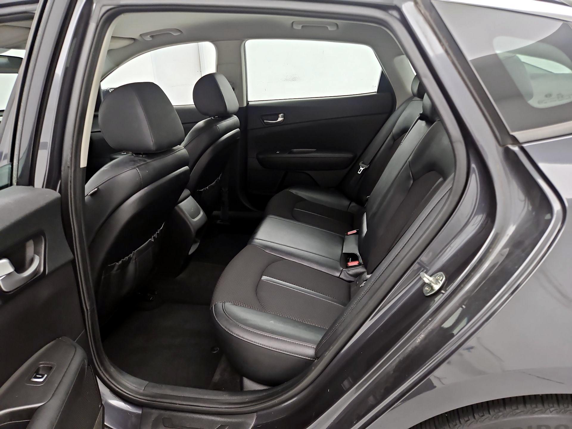 Thumbnail: 2018 Kia Optima - 19