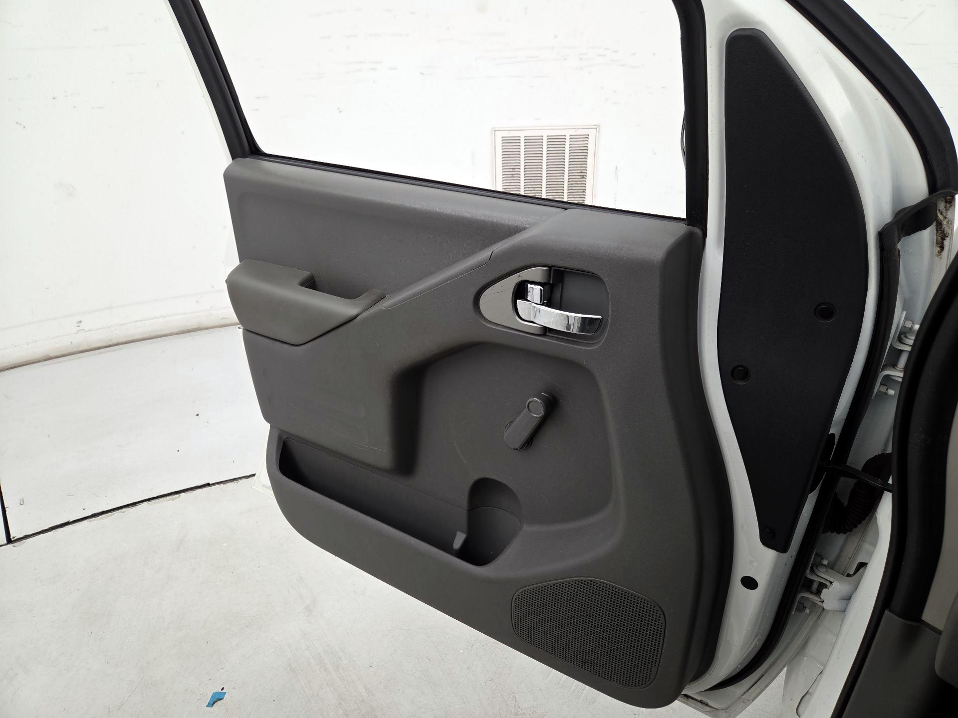 Thumbnail: 2019 Nissan Frontier - 12