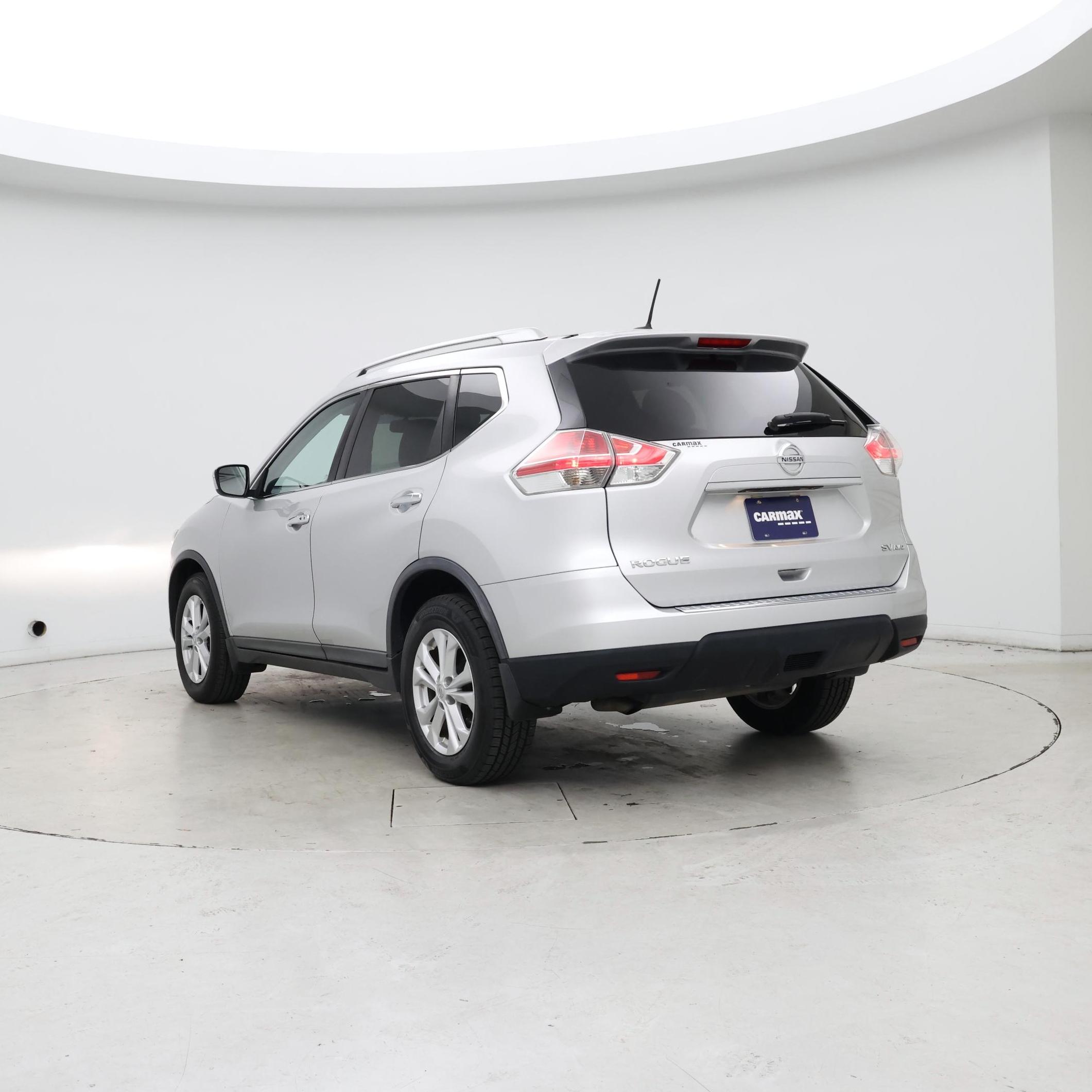 Thumbnail: 2016 Nissan Rogue - 2