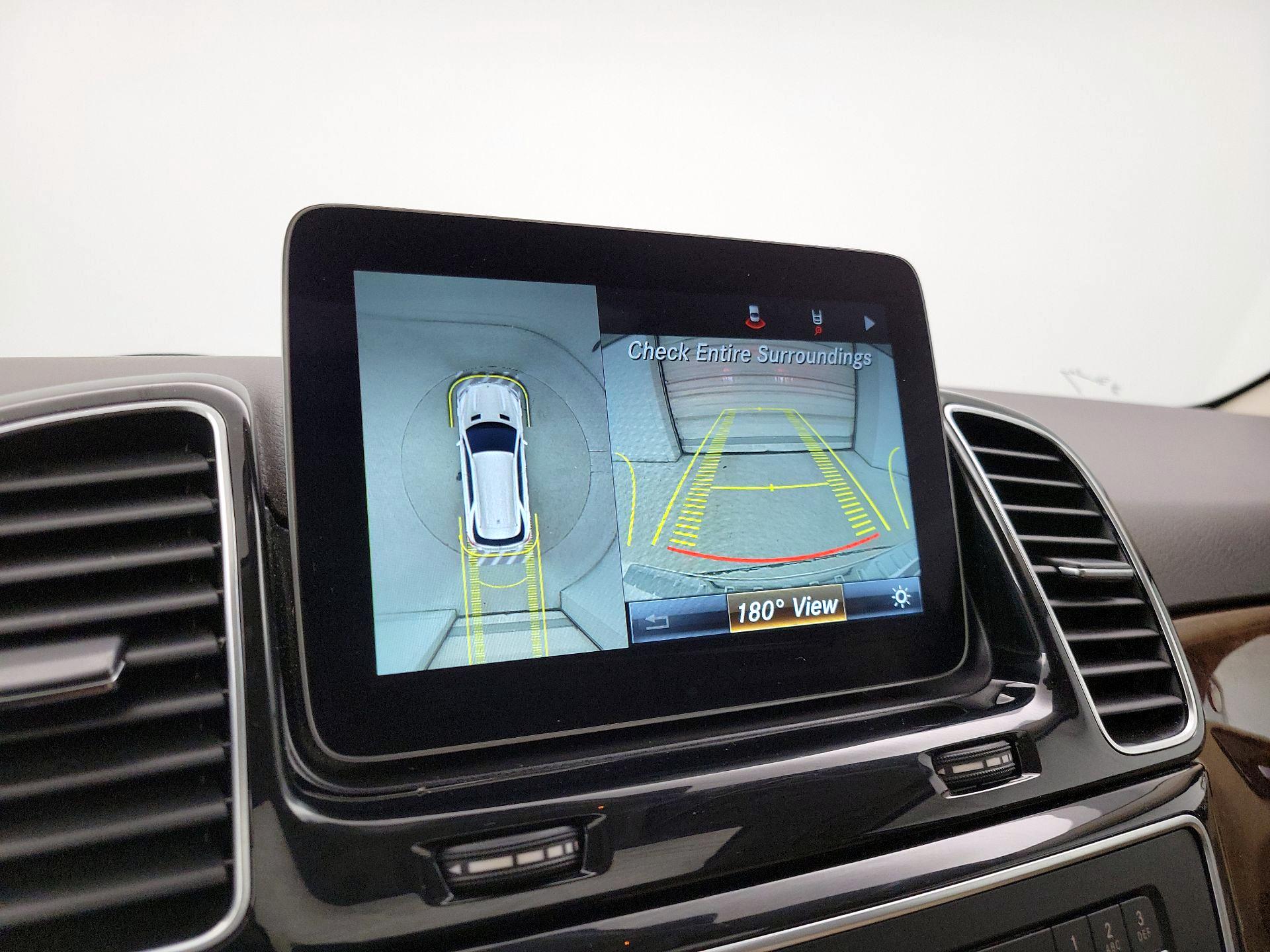 Thumbnail: 2017 Mercedes-Benz GLE - 14