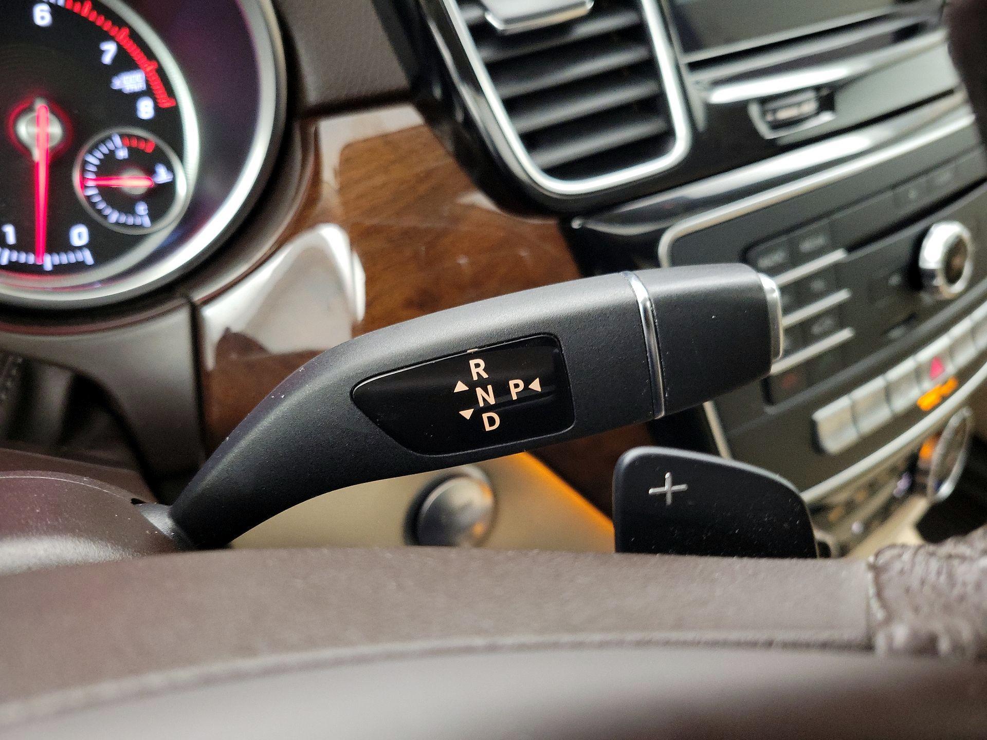 Thumbnail: 2017 Mercedes-Benz GLE - 17