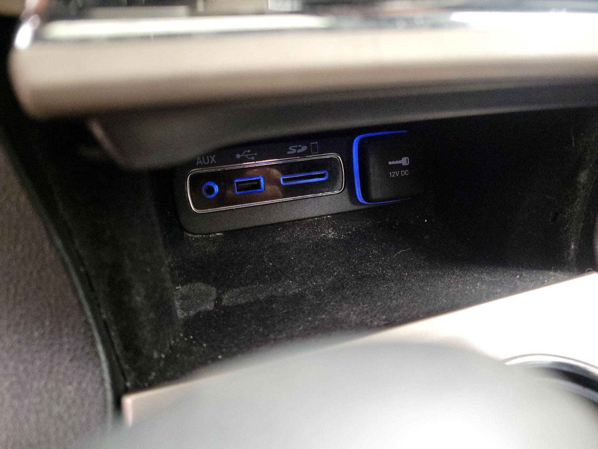 Thumbnail: 2017 Jeep Grand Cherokee - 18