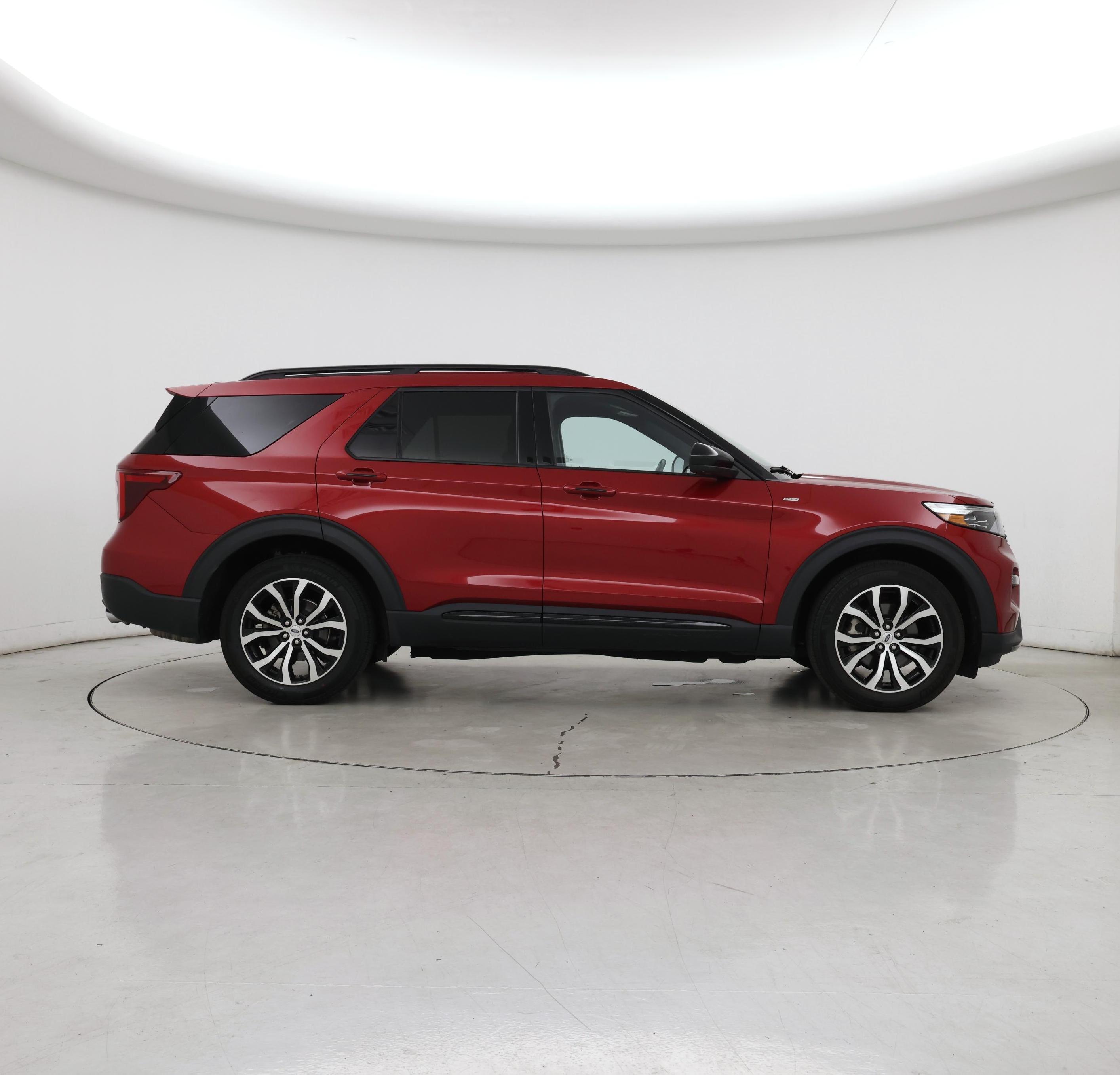Thumbnail: 2023 Ford Explorer - 7