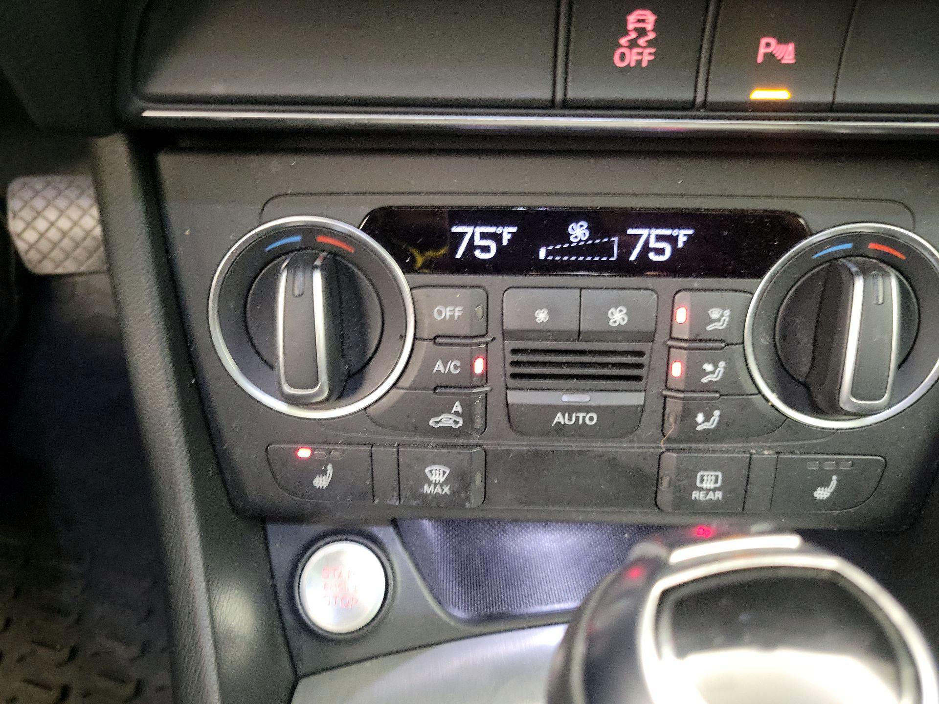 Thumbnail: 2018 Audi Q3 - 16