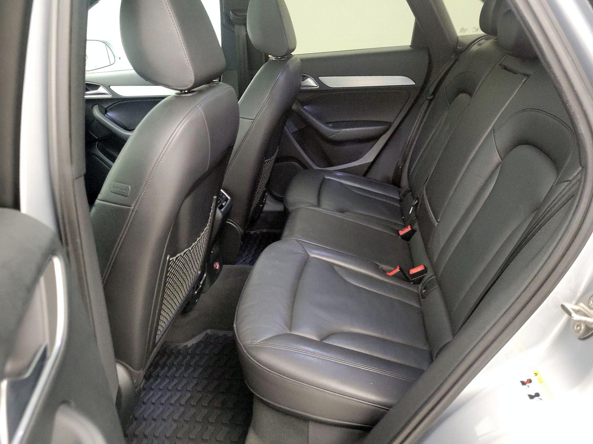 Thumbnail: 2018 Audi Q3 - 19