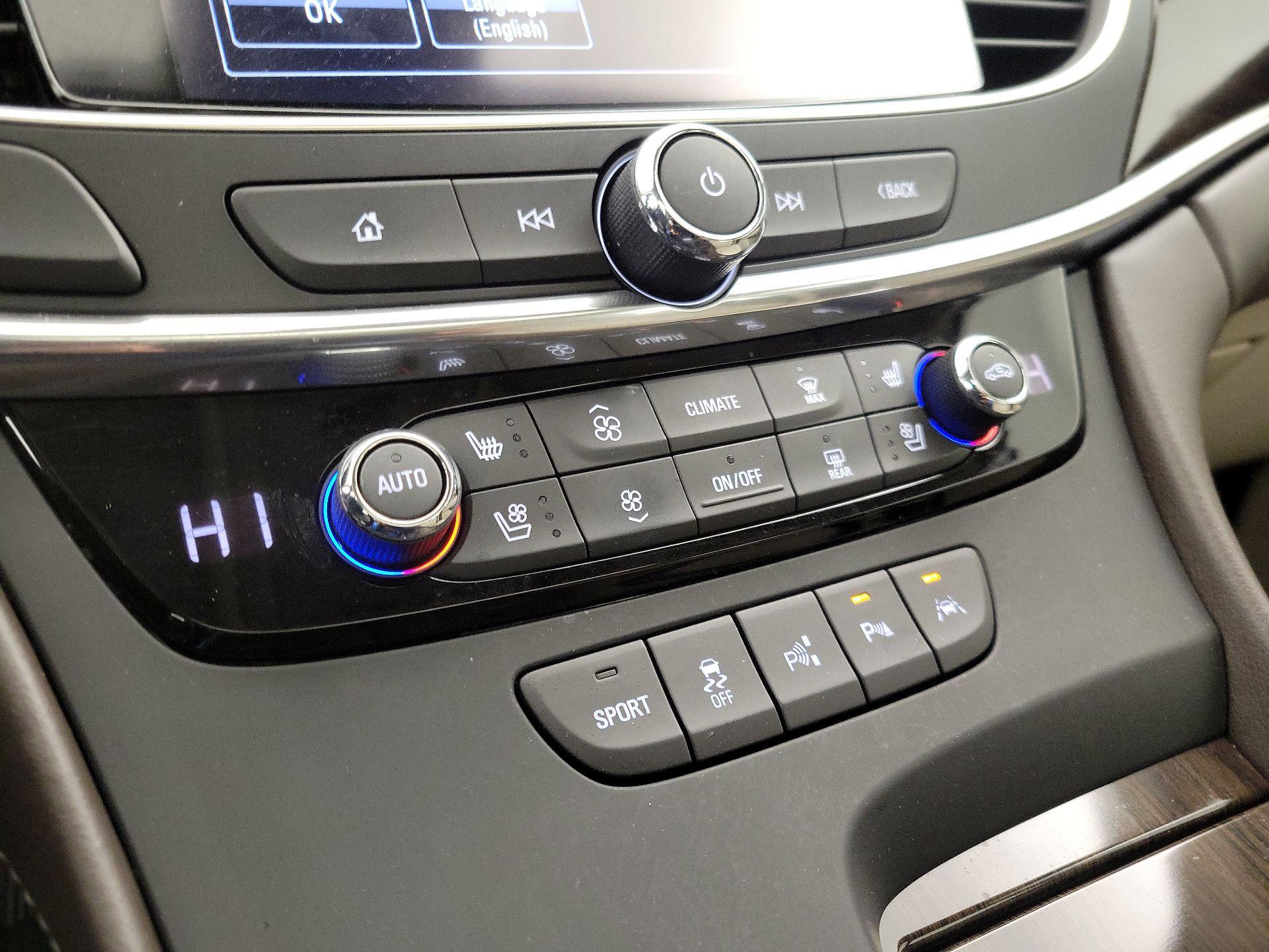 Thumbnail: 2017 Buick LaCrosse - 16