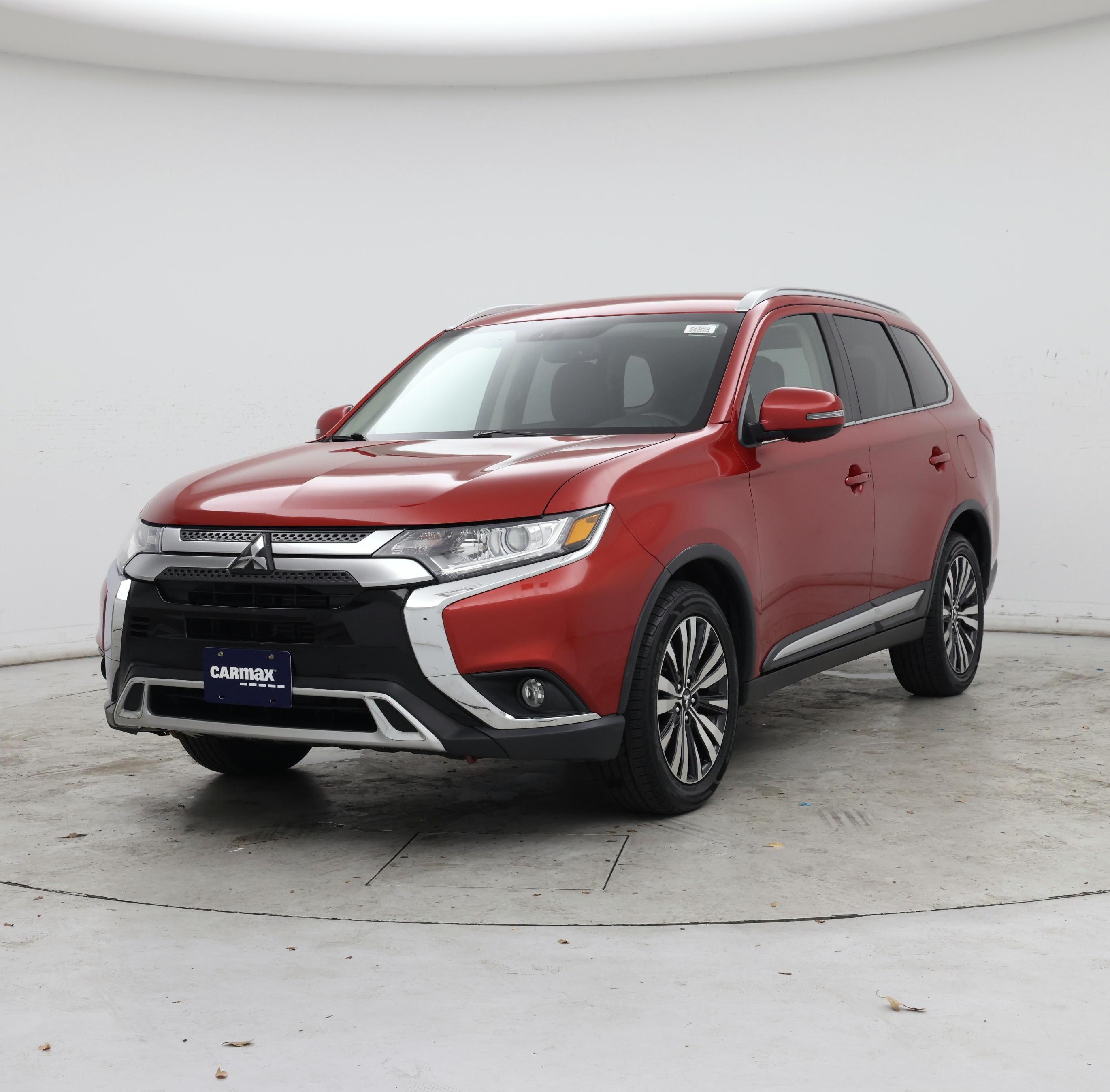 Thumbnail: 2019 Mitsubishi Outlander - 4