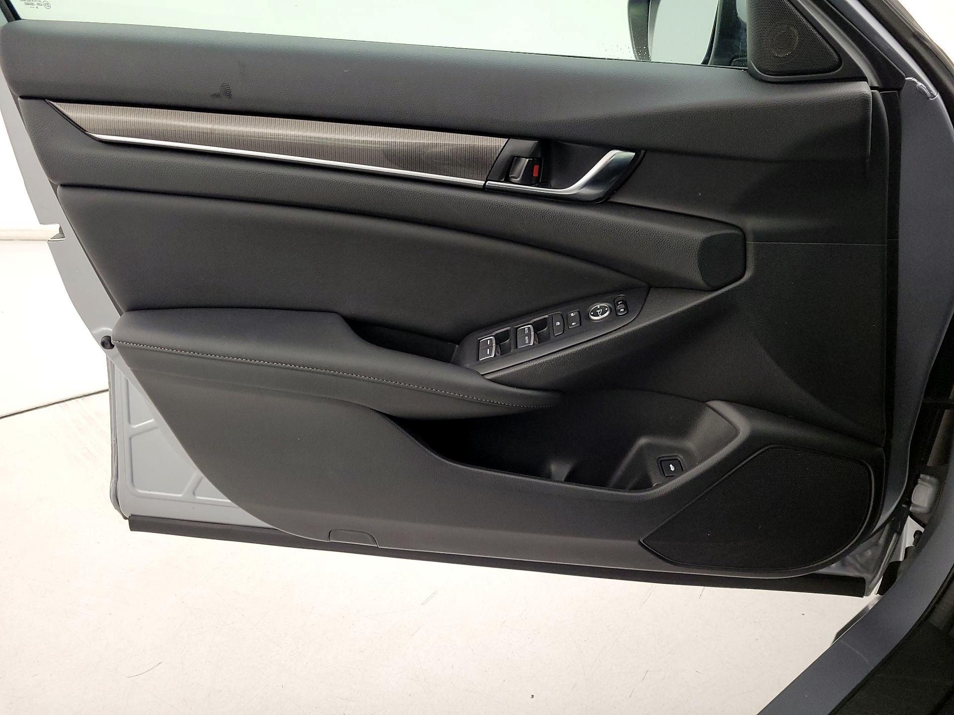 Thumbnail: 2020 Honda Accord - 12