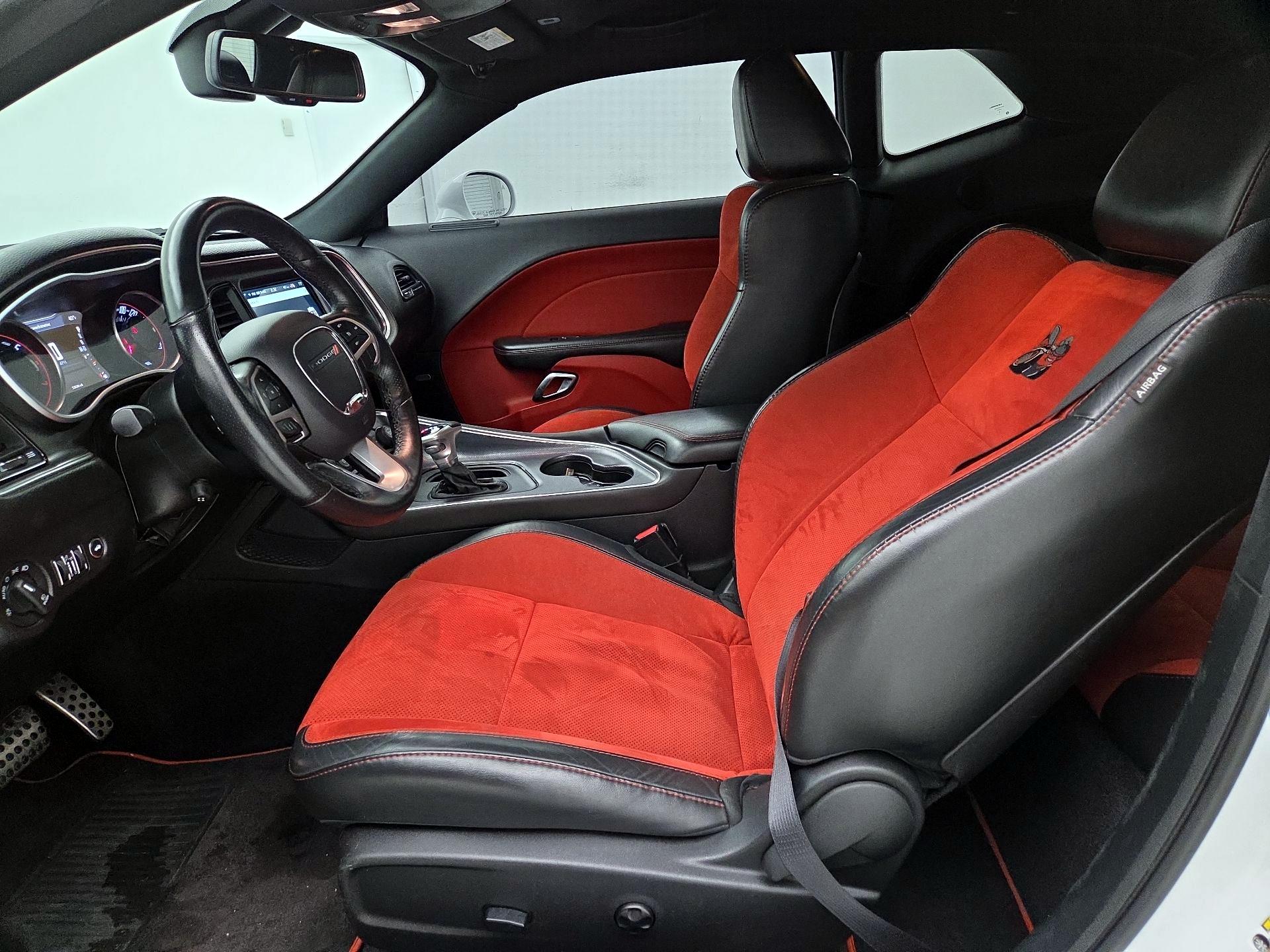 Thumbnail: 2018 Dodge Challenger - 11