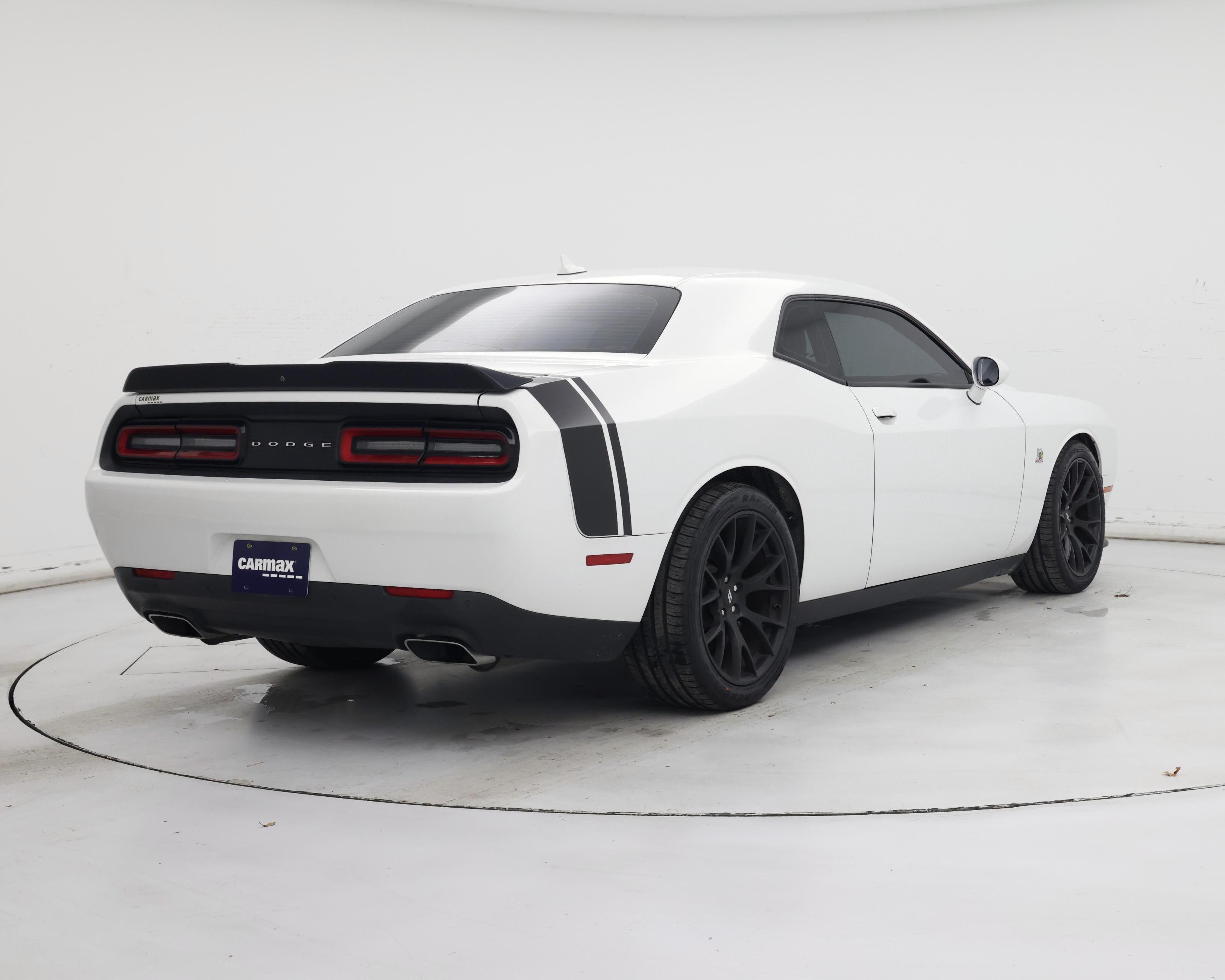 Thumbnail: 2018 Dodge Challenger - 8