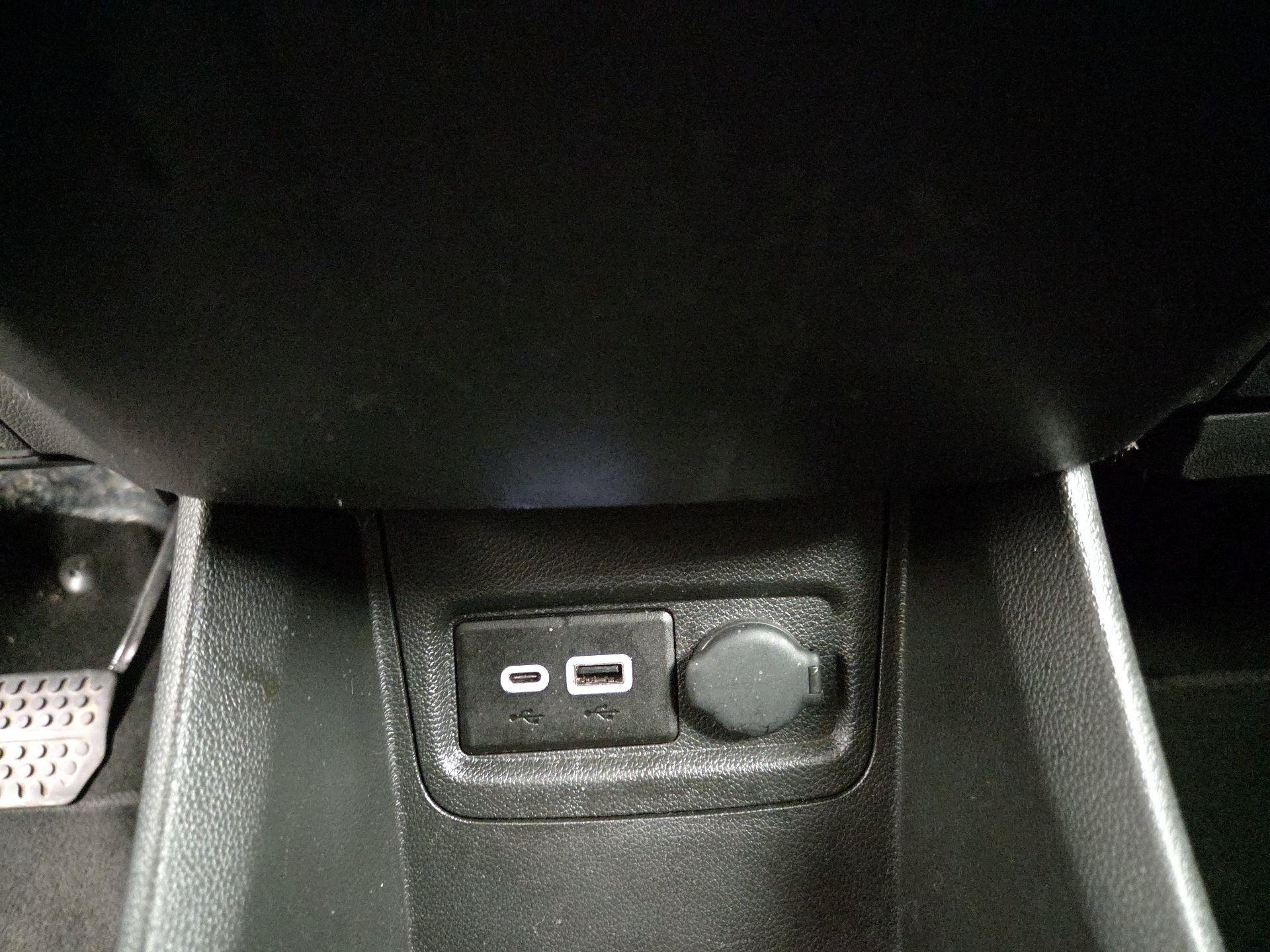 Thumbnail: 2022 Chevrolet Spark - 18