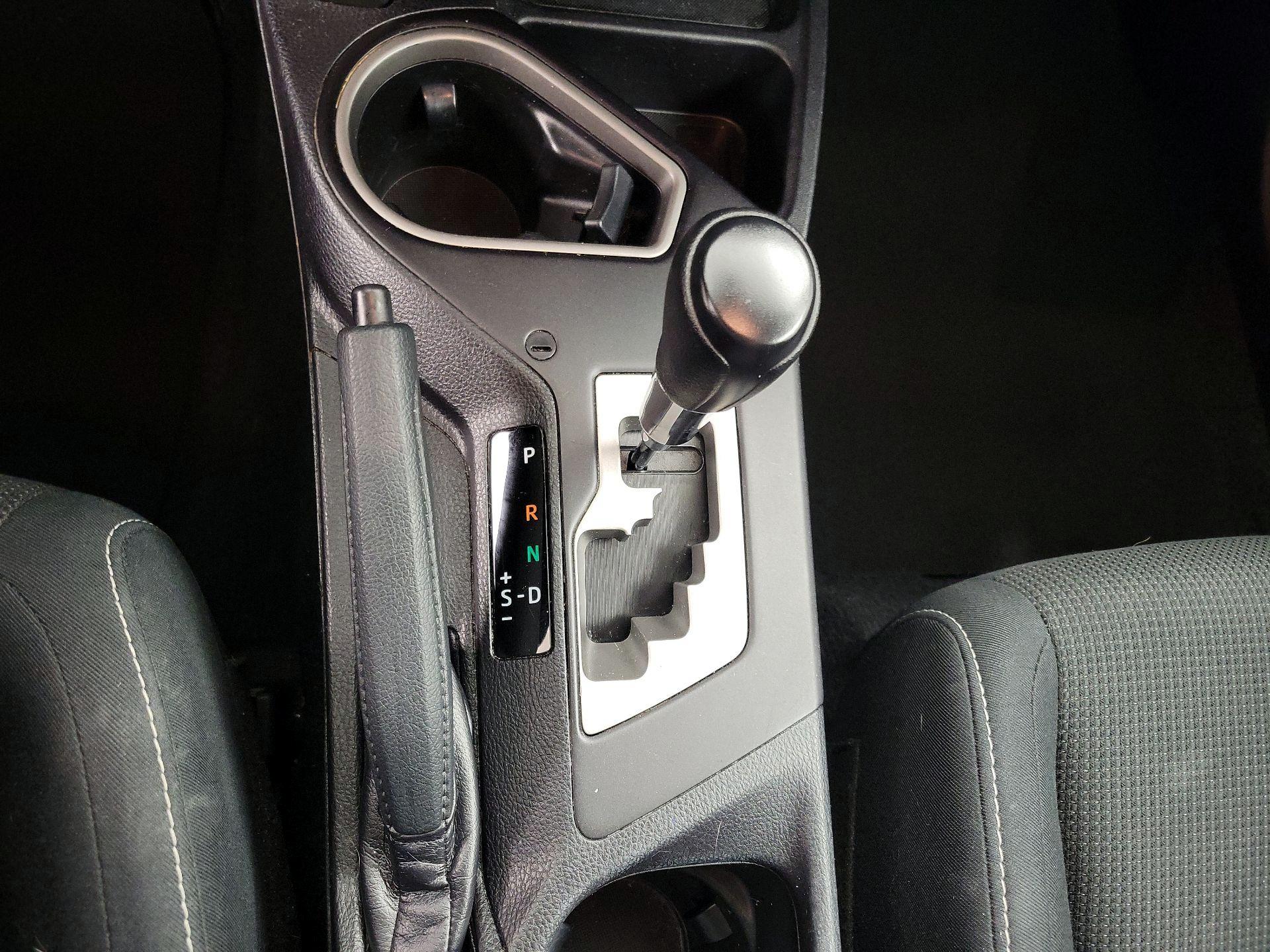 Thumbnail: 2018 Toyota RAV4 - 17