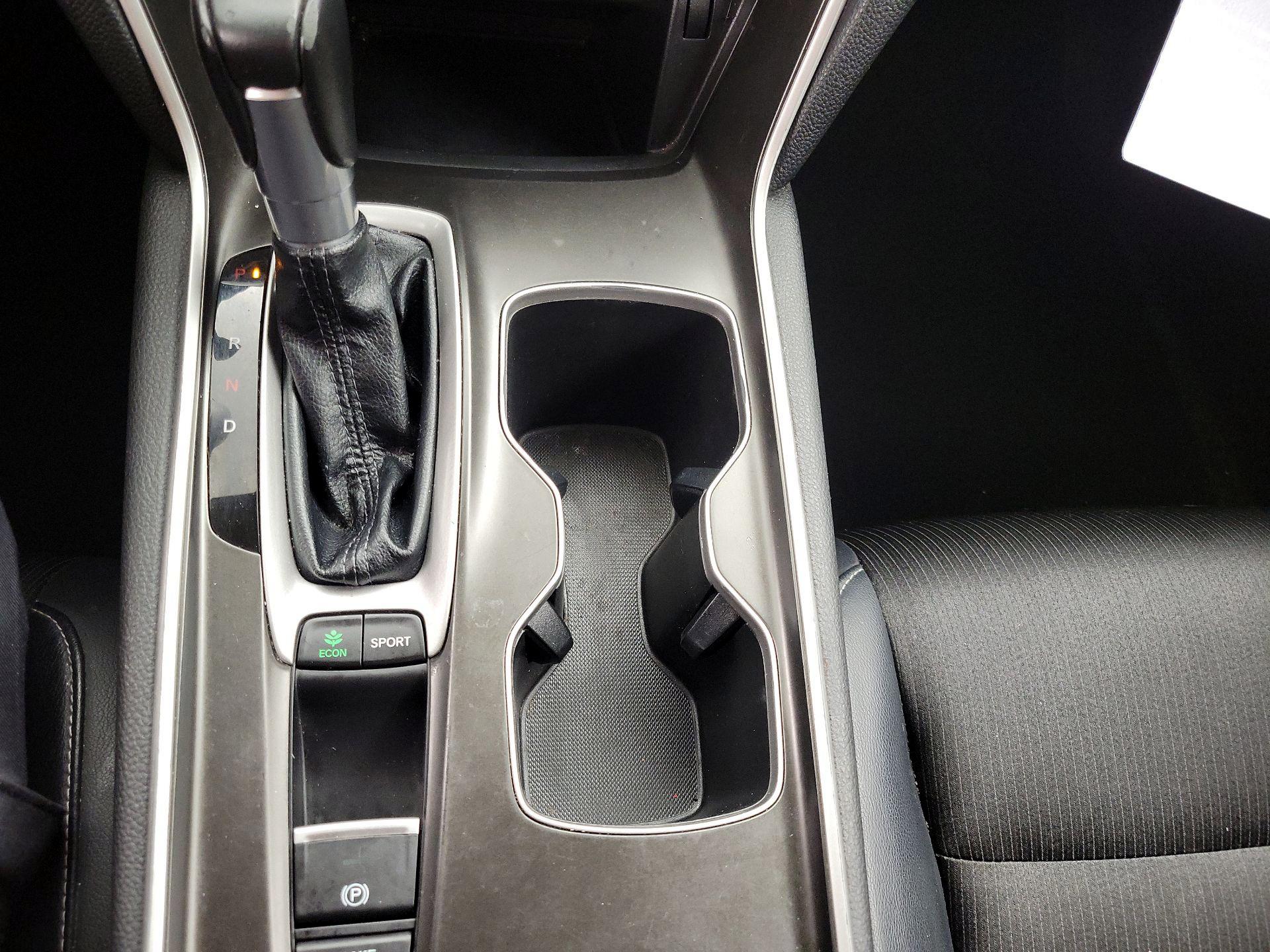 Thumbnail: 2018 Honda Accord - 17