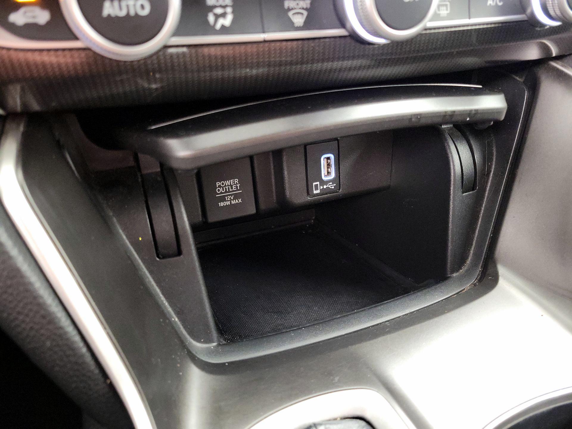 Thumbnail: 2018 Honda Accord - 18