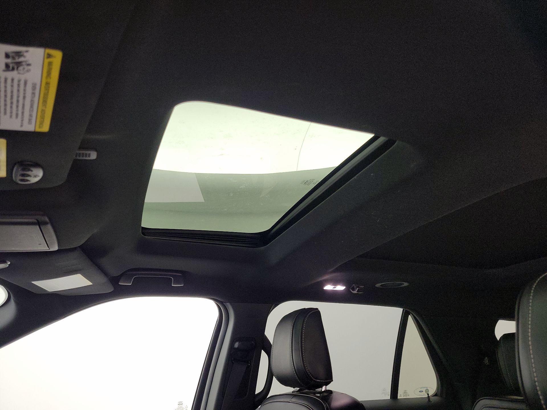 Thumbnail: 2019 Ford Explorer - 20