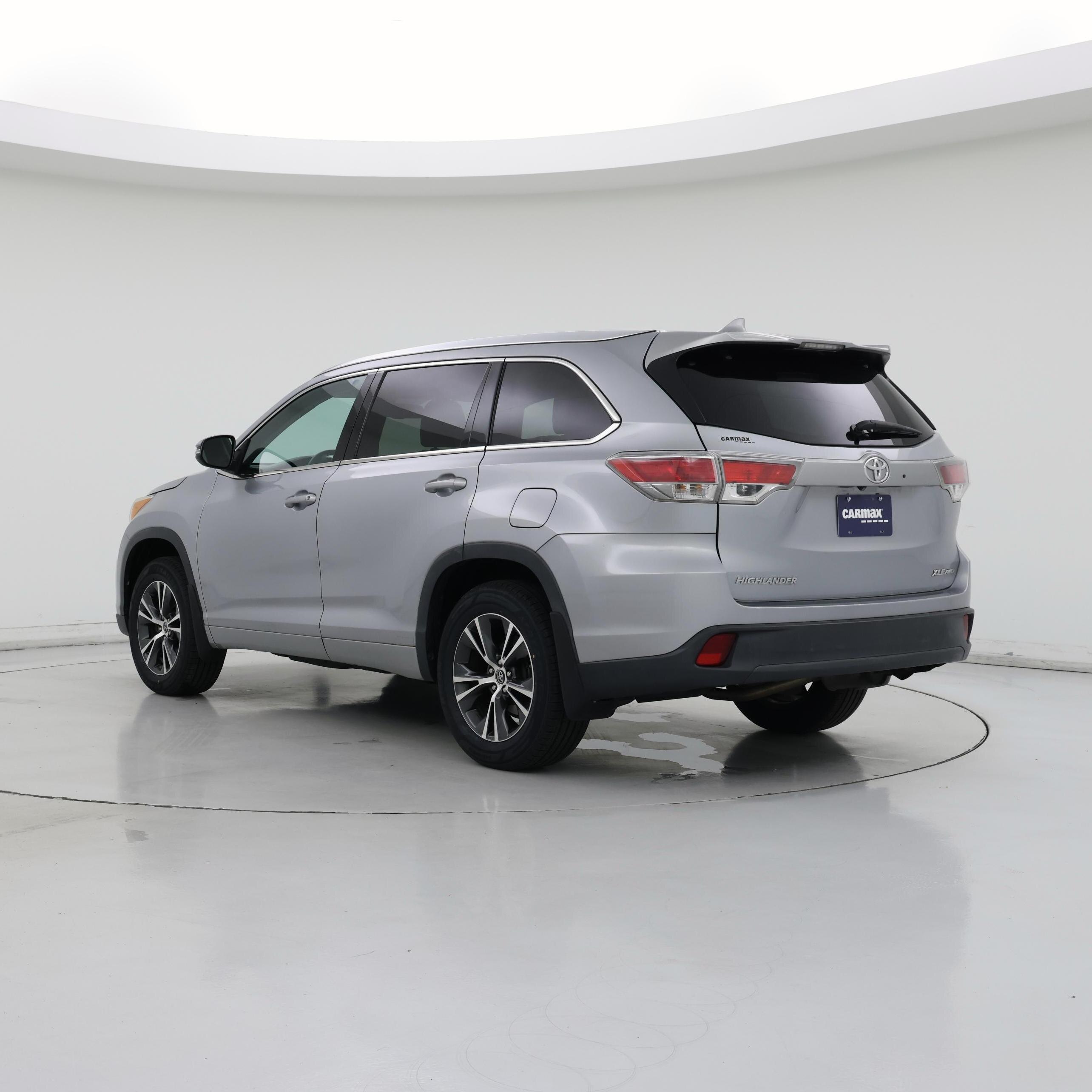 Thumbnail: 2016 Toyota Highlander - 2