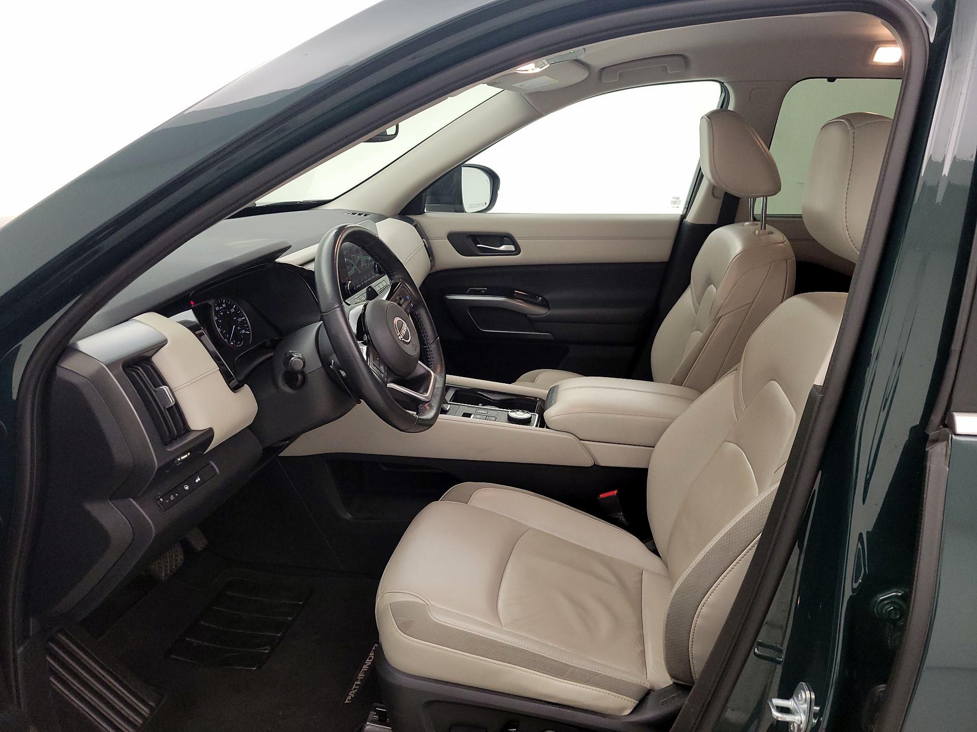 Thumbnail: 2022 Nissan Pathfinder - 11