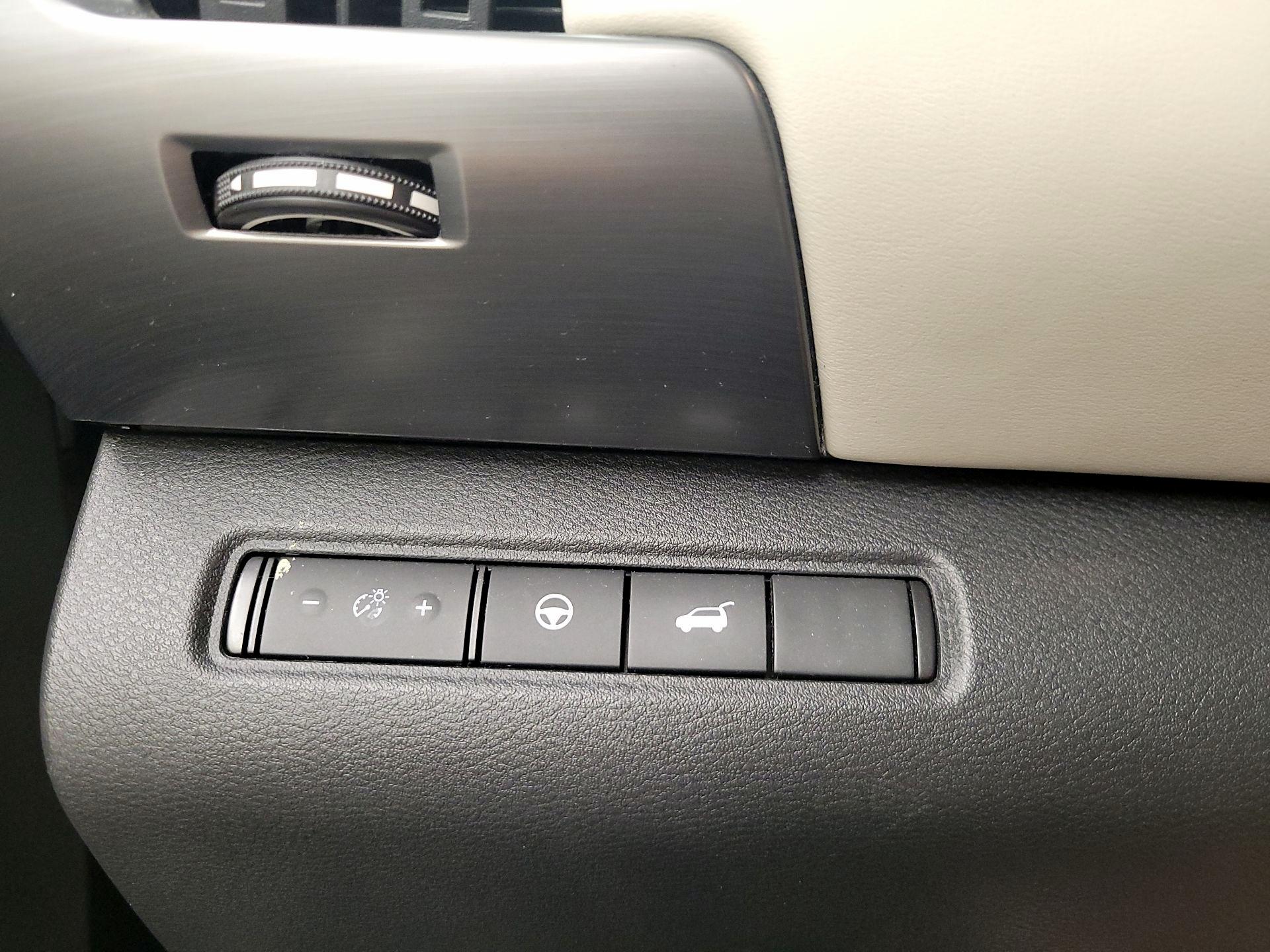 Thumbnail: 2022 Nissan Pathfinder - 13