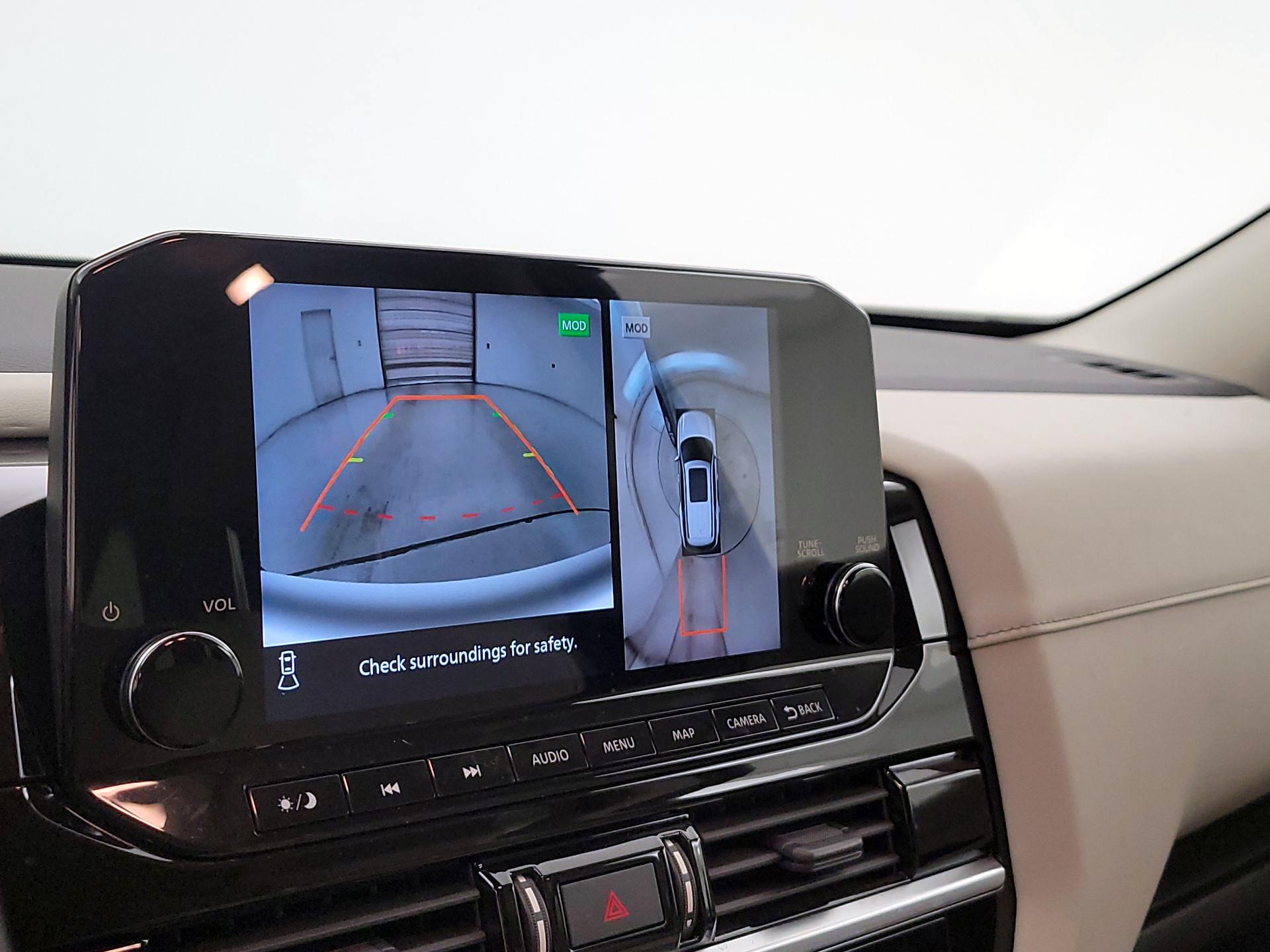 Thumbnail: 2022 Nissan Pathfinder - 15