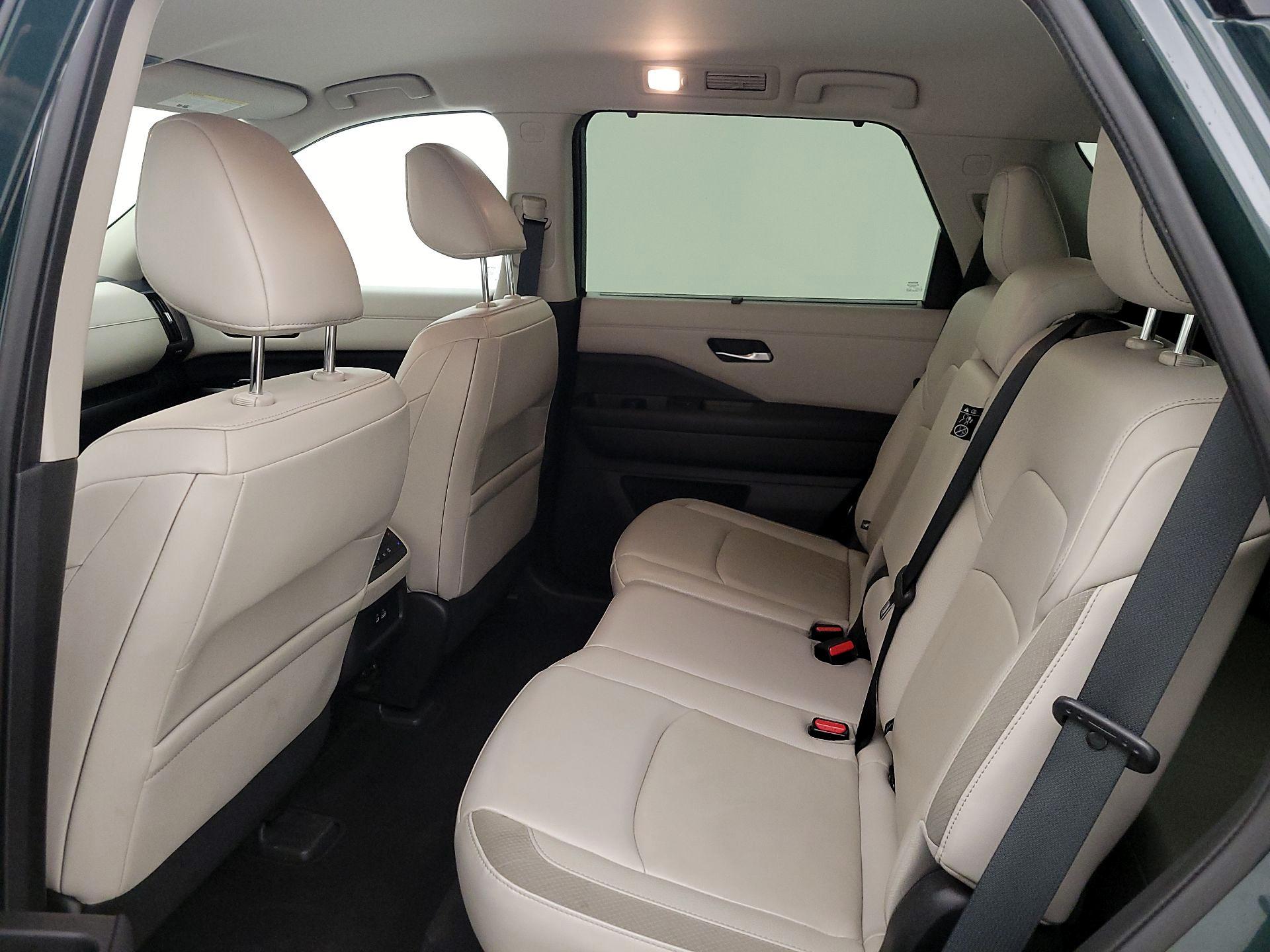 Thumbnail: 2022 Nissan Pathfinder - 20