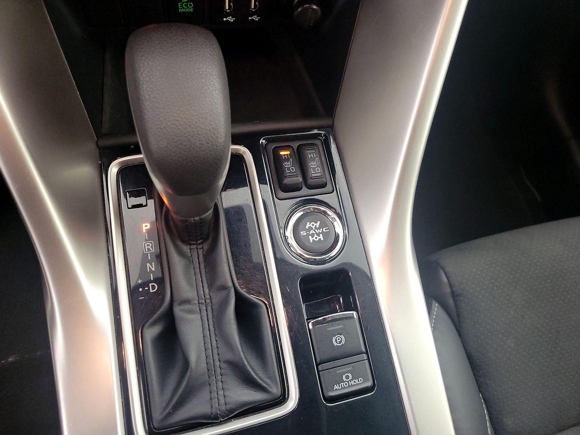 Thumbnail: 2022 Mitsubishi Eclipse Cross - 17