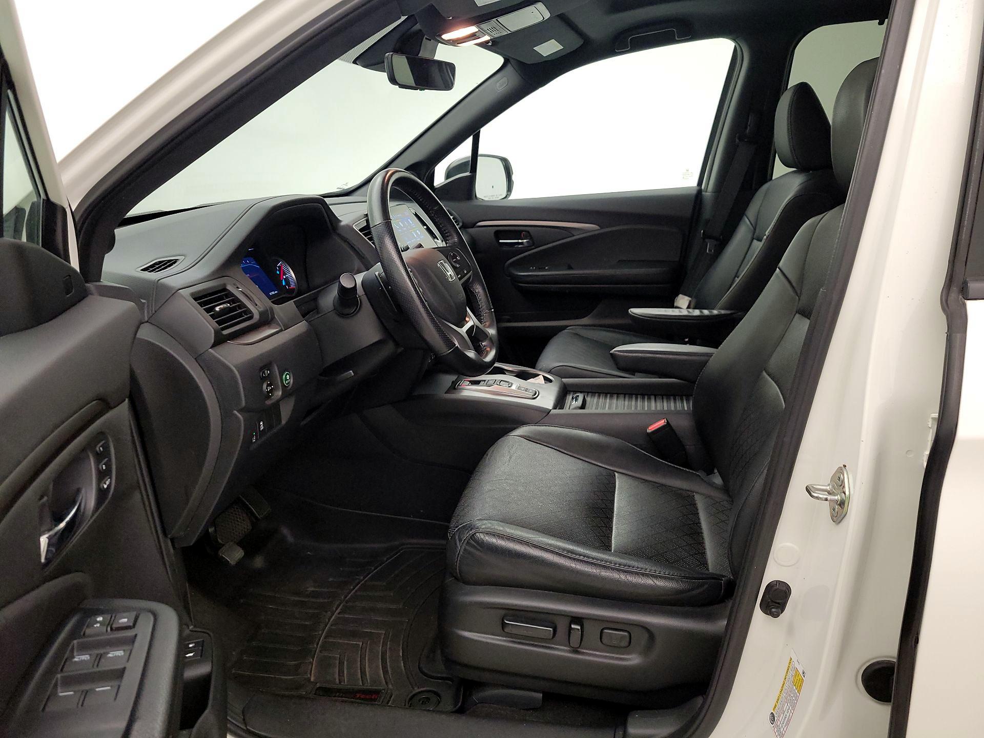 Thumbnail: 2019 Honda Passport - 11