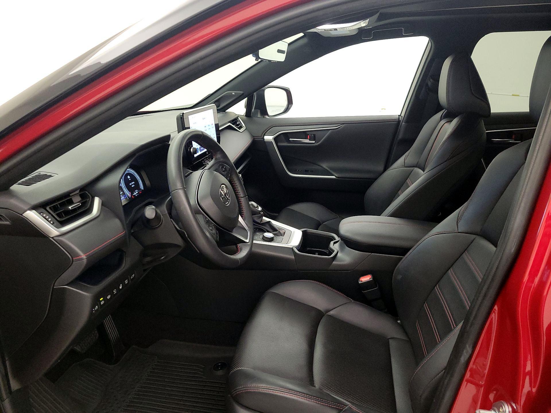 Thumbnail: 2024 Toyota RAV4 - 11