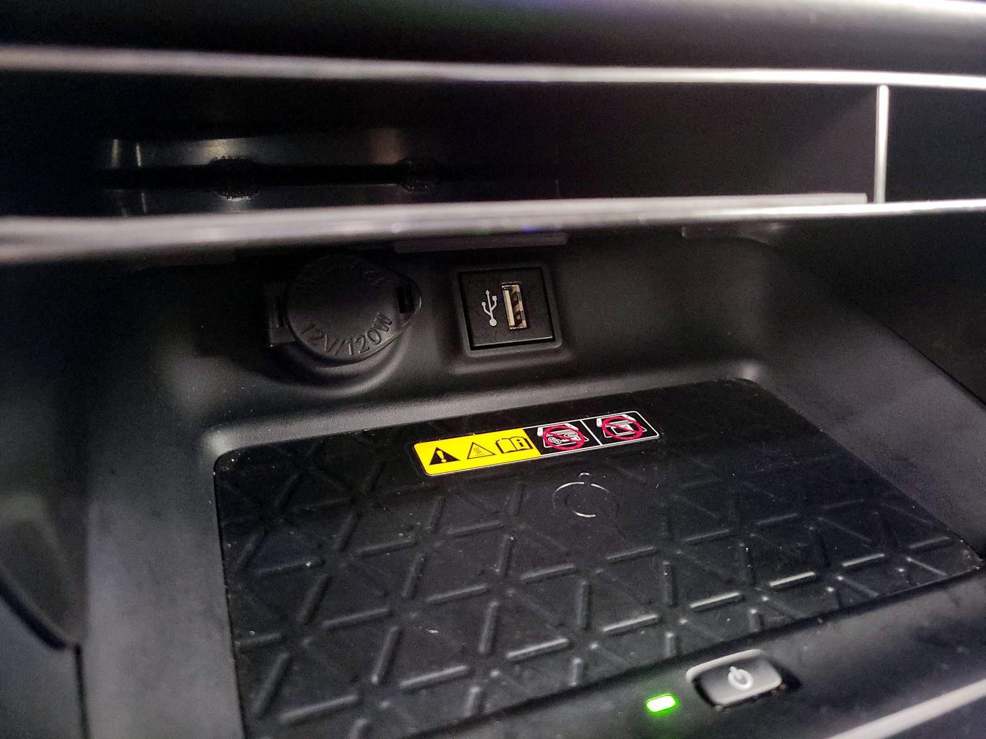 Thumbnail: 2024 Toyota RAV4 - 18