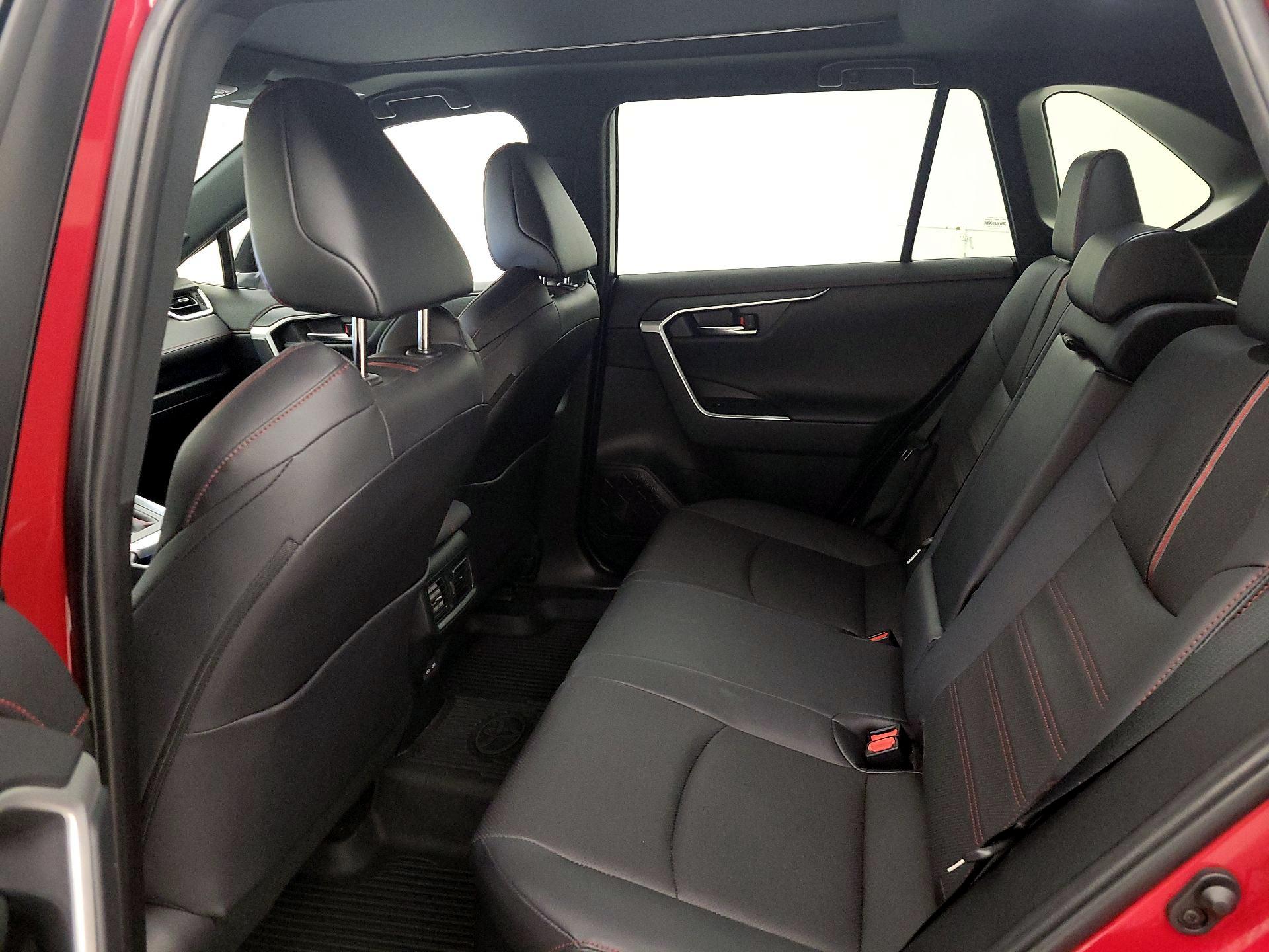 Thumbnail: 2024 Toyota RAV4 - 20