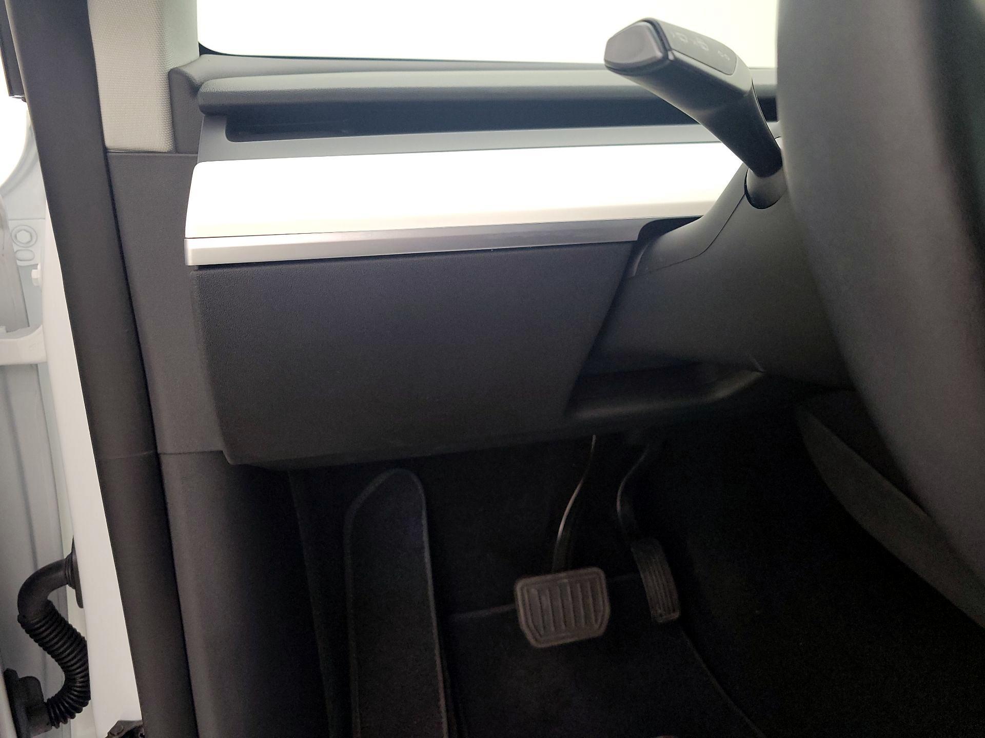 Thumbnail: 2022 Tesla Model Y - 13