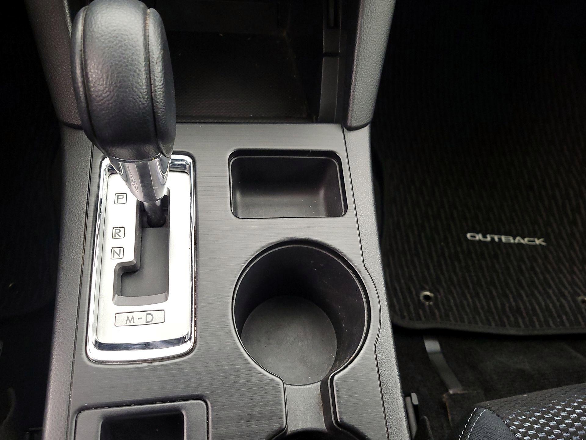 Thumbnail: 2015 Subaru Outback - 17