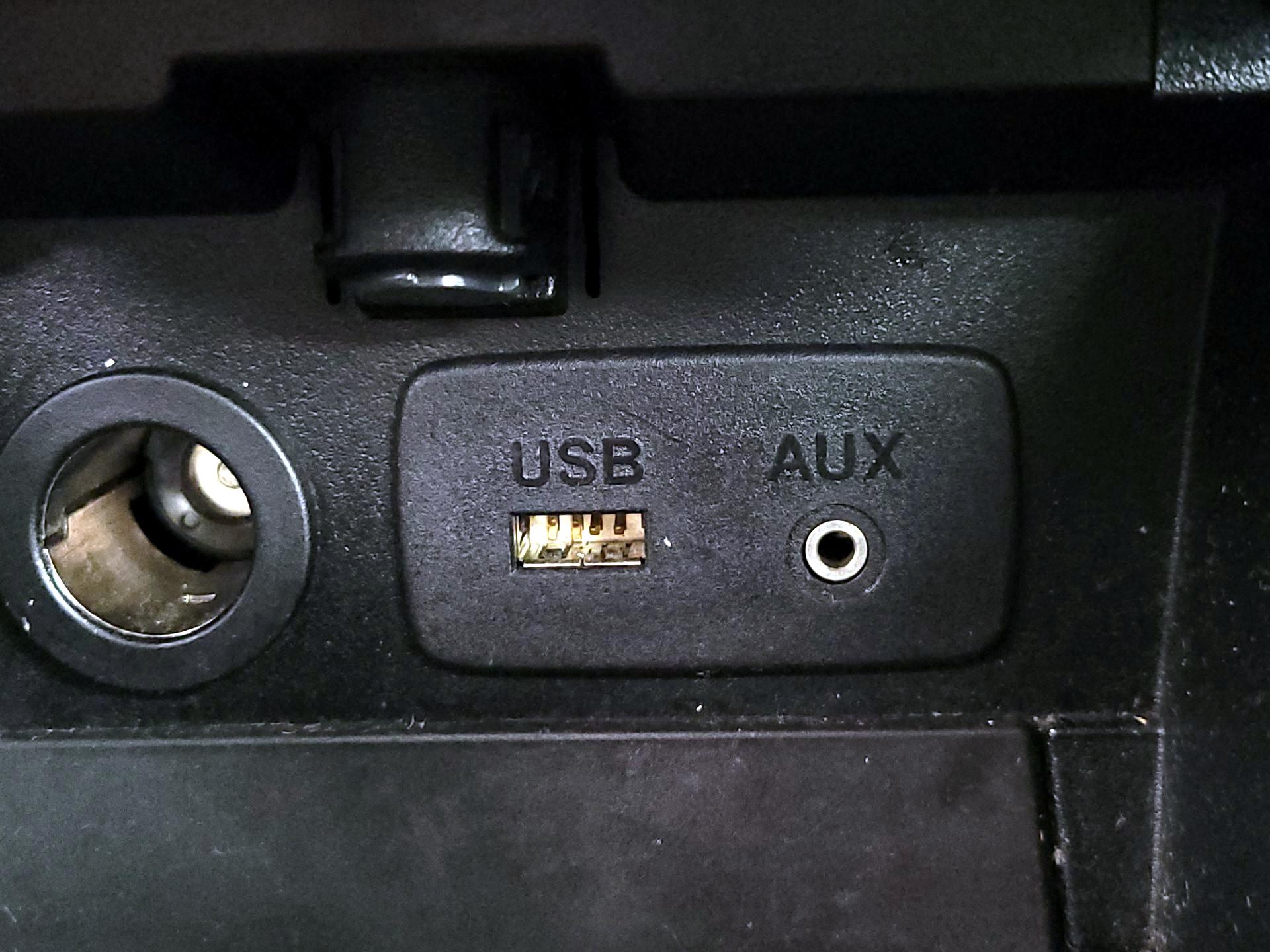 Thumbnail: 2015 Subaru Outback - 18