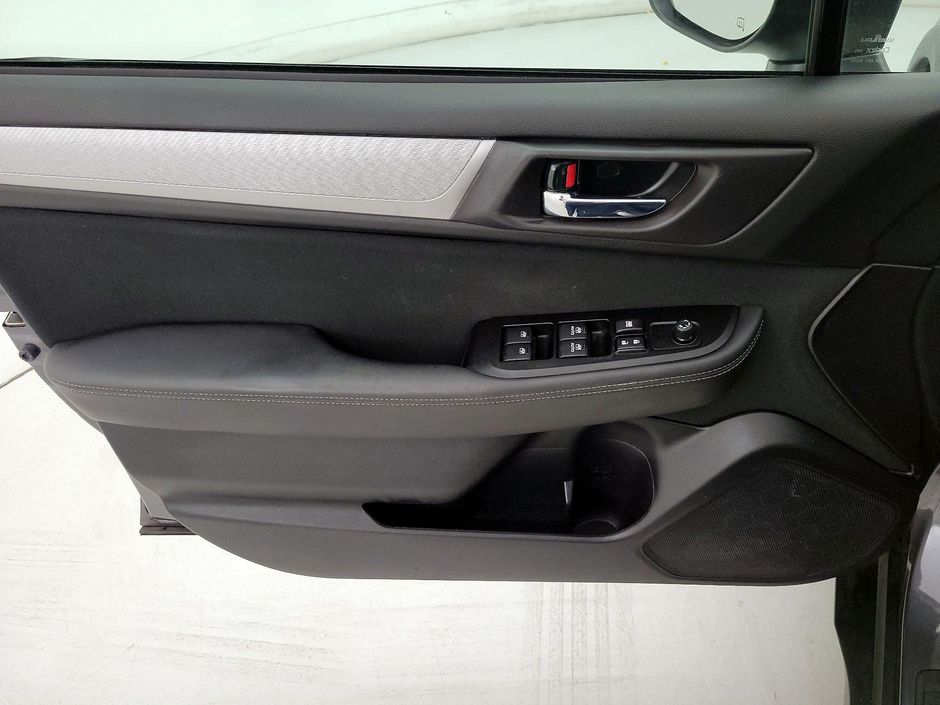 Thumbnail: 2019 Subaru Outback - 12