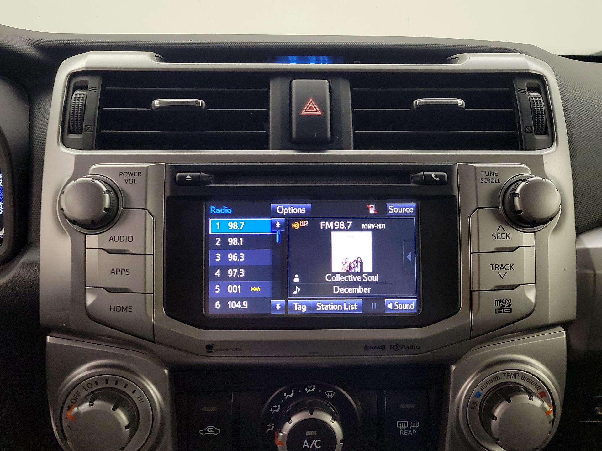 Thumbnail: 2018 Toyota 4Runner - 16