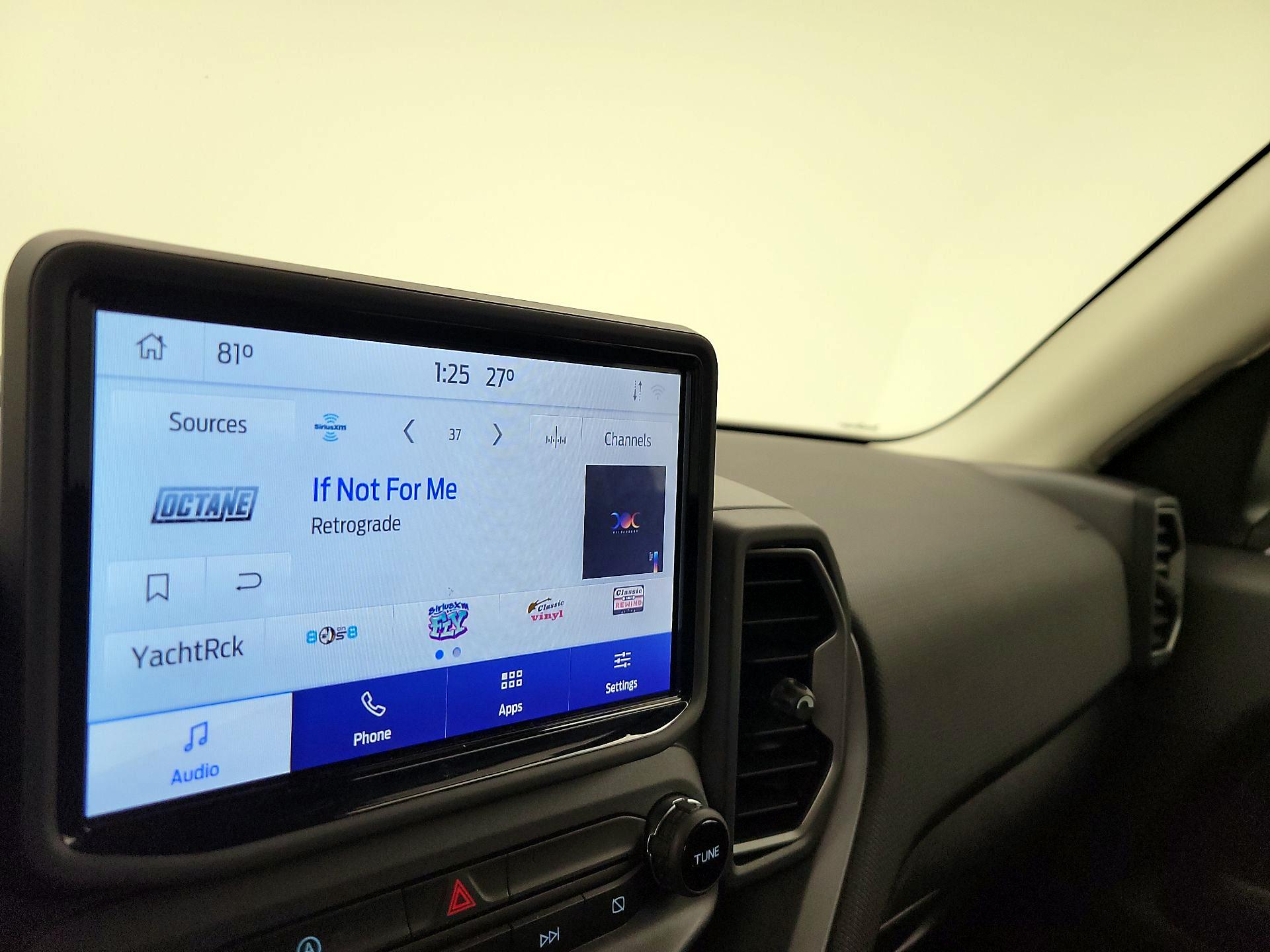 Thumbnail: 2022 Ford Bronco Sport - 14