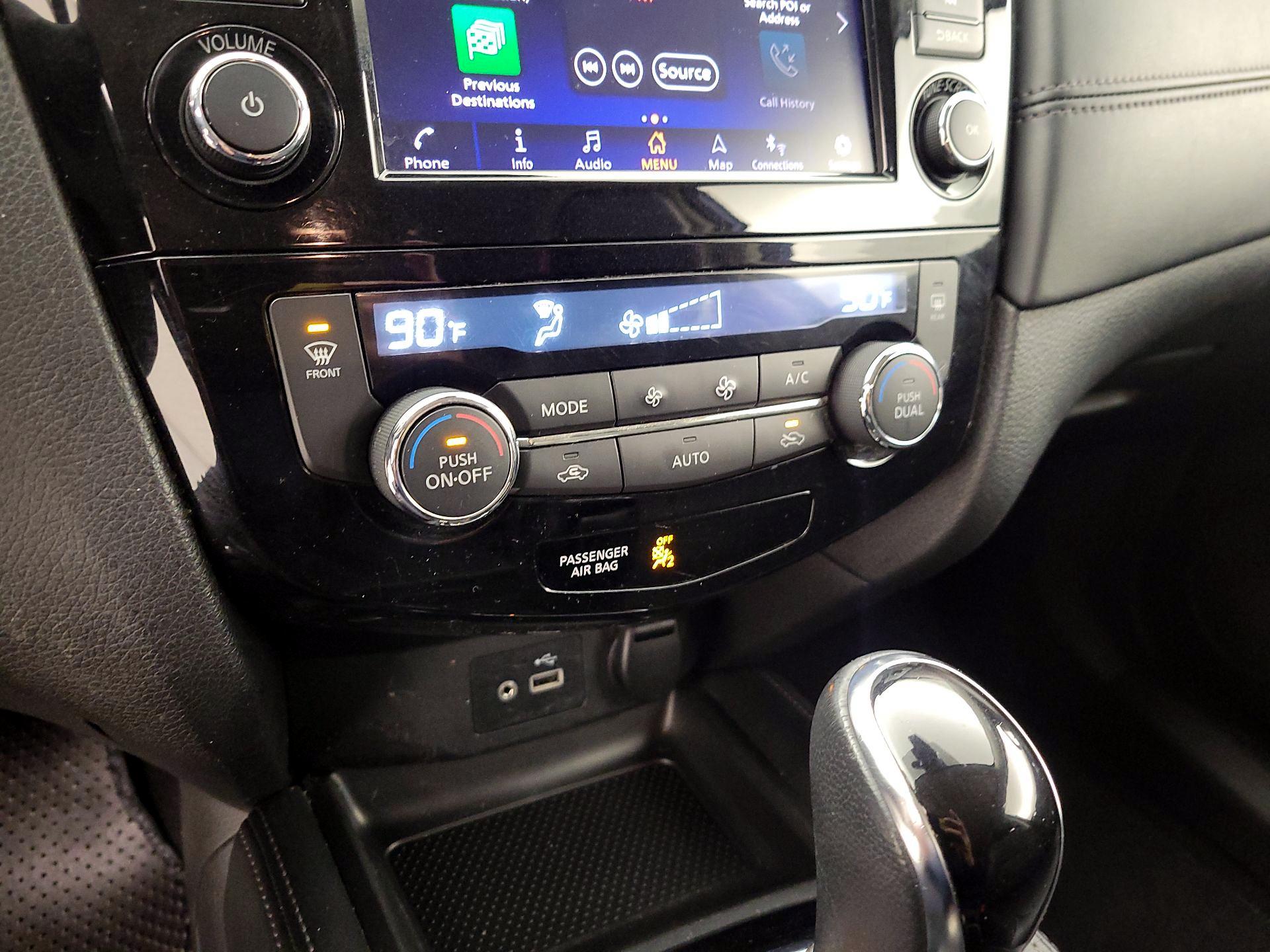 Thumbnail: 2018 Nissan Rogue - 17