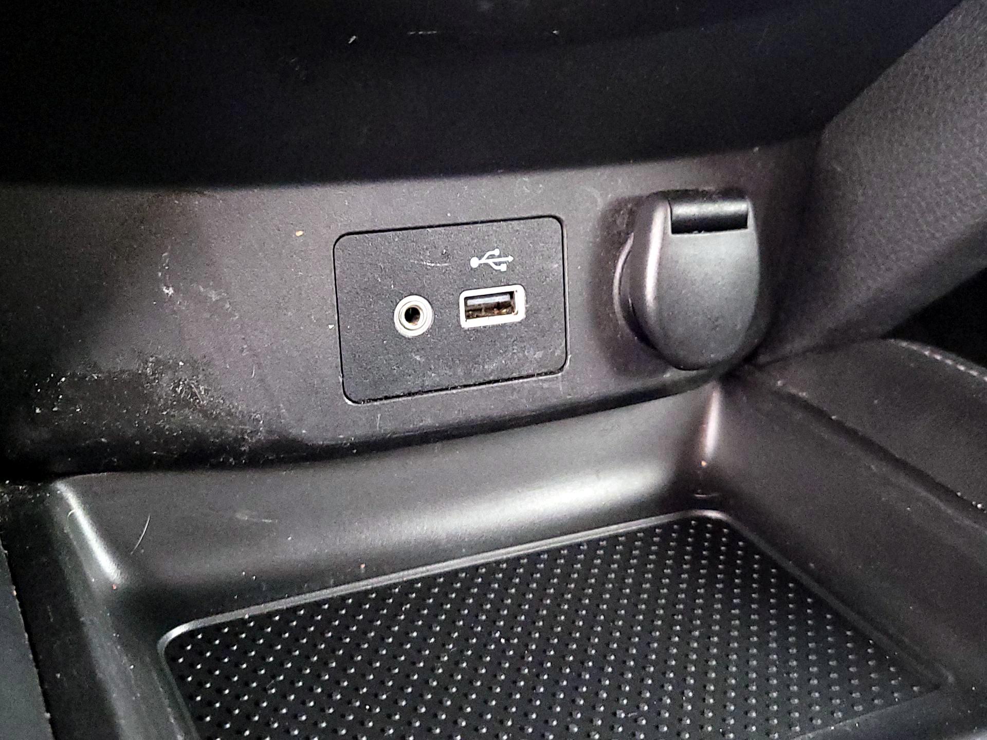 Thumbnail: 2018 Nissan Rogue - 19