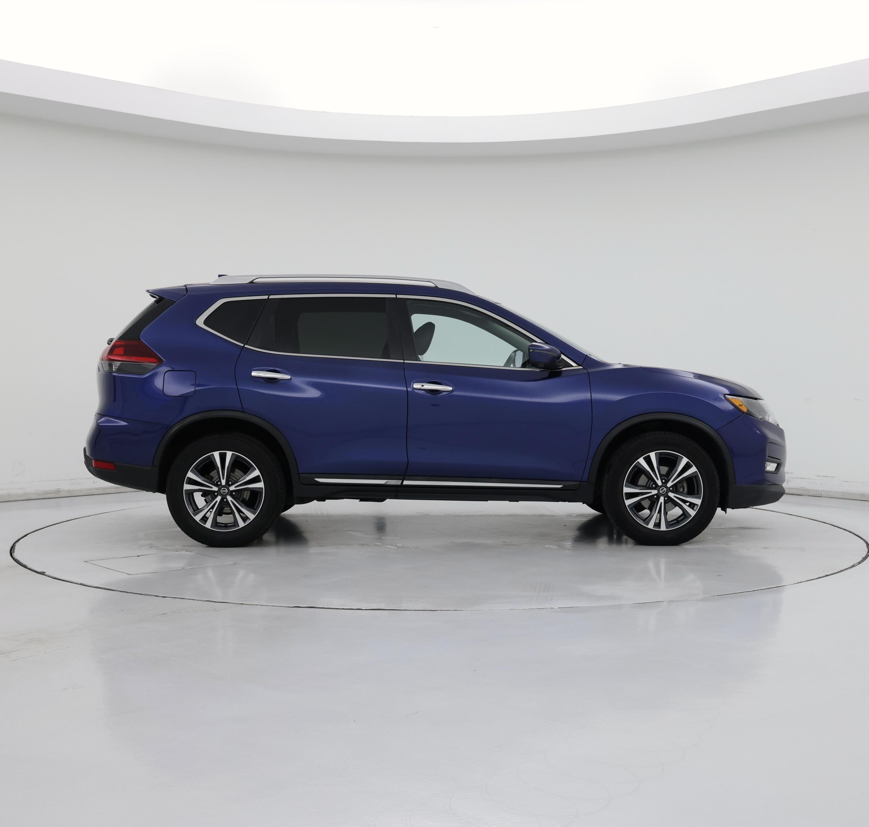Thumbnail: 2018 Nissan Rogue - 7